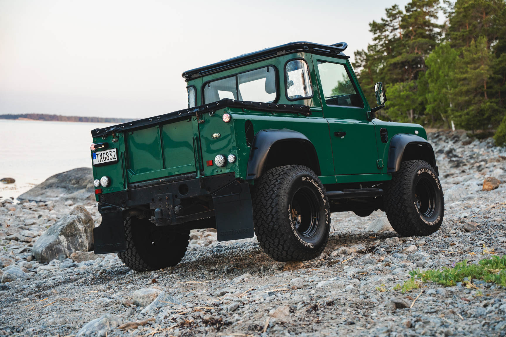 Exteriörbild på 2003 Land Rover Defender TD5 90 Pickup (11)