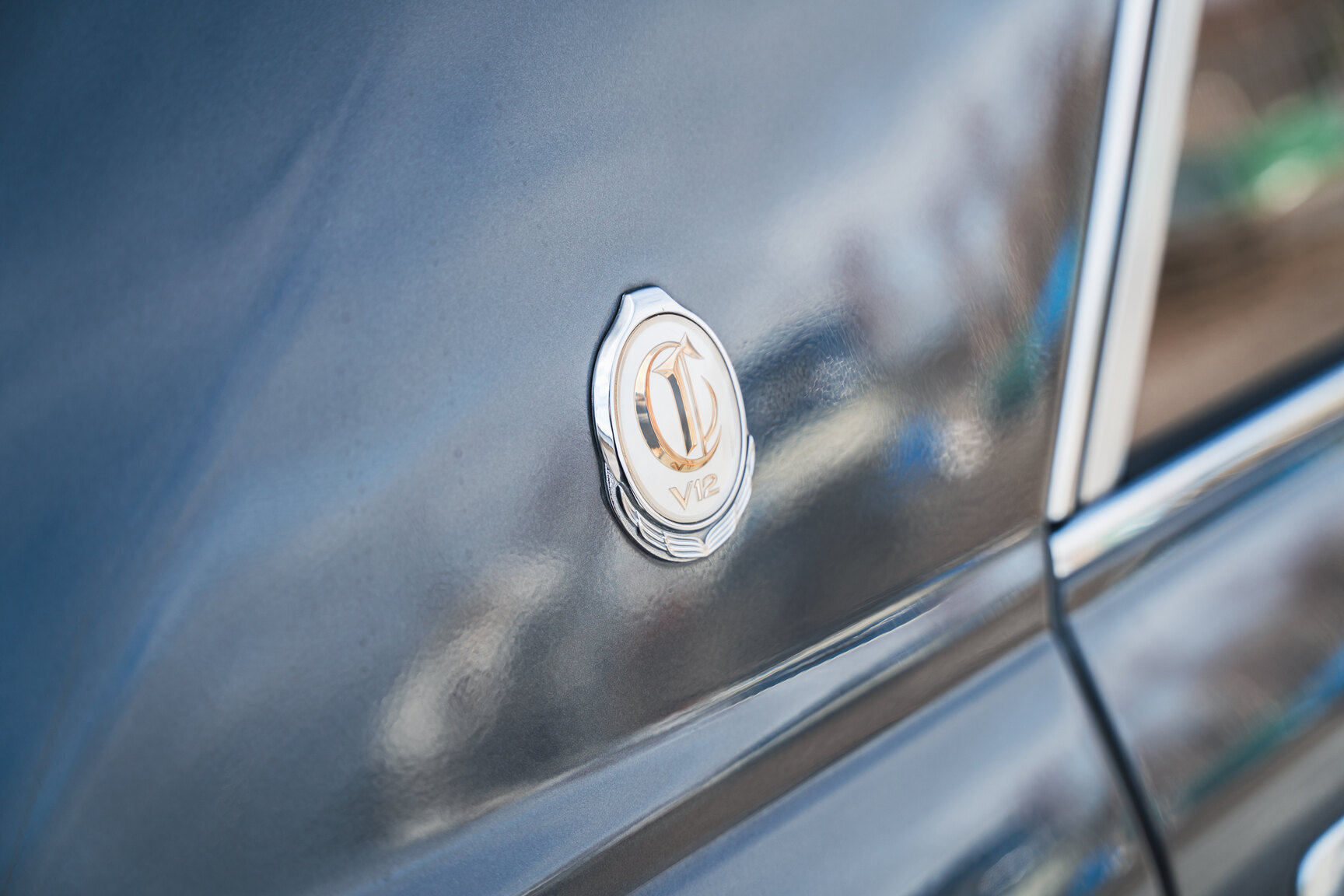 Exteriörbild på 2000 Toyota Century