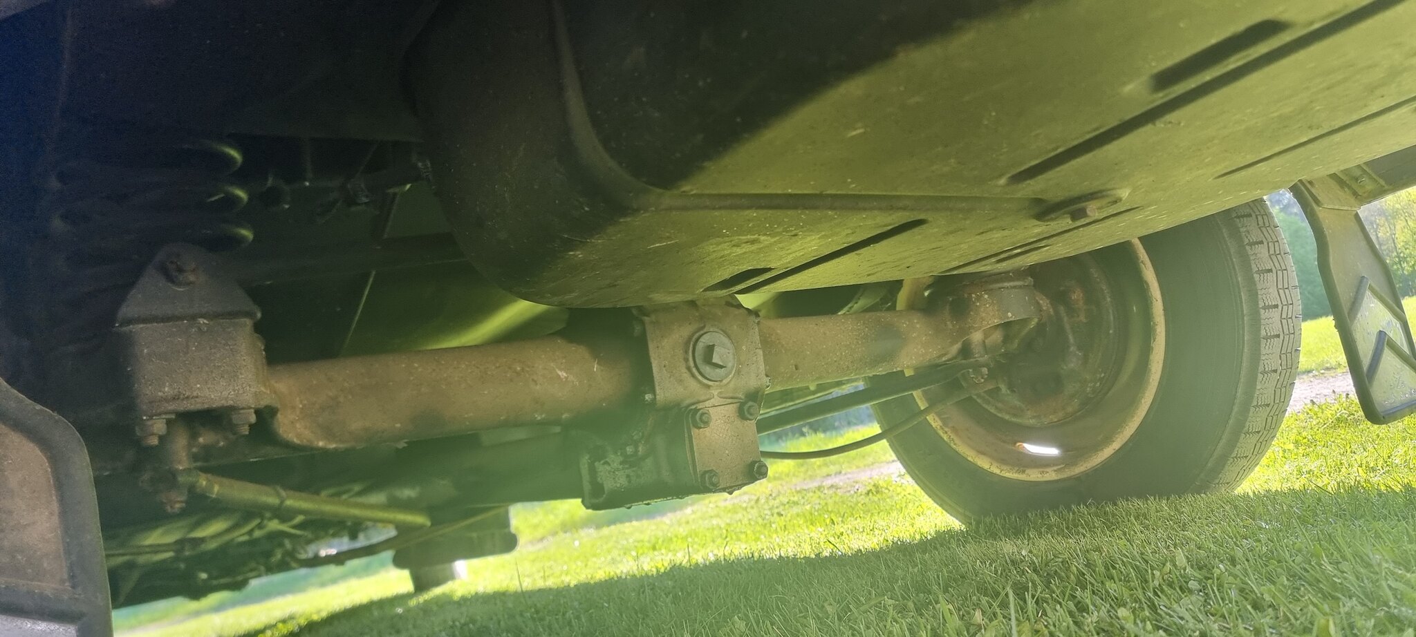 Image of 1951 Peugeot 203 De Luxe mechanics