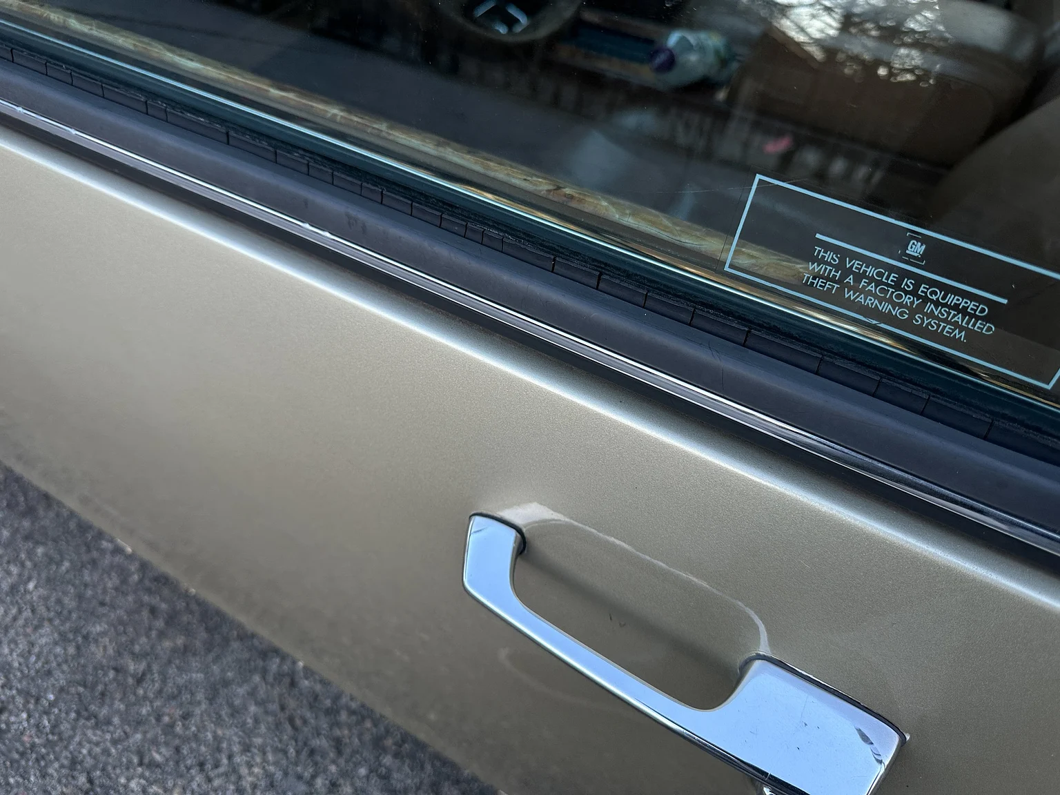 Exterior image of 1989 Cadillac Seville (89)