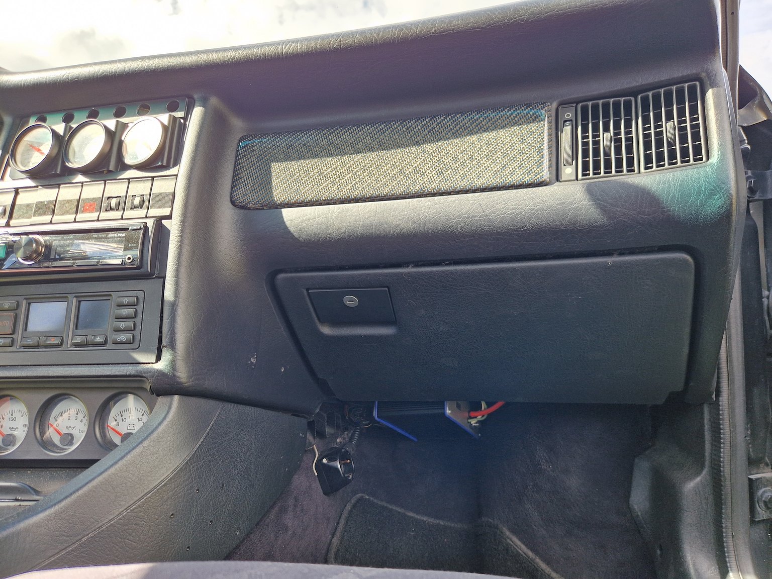 Innenraumfoto von 1993 Audi S2 Avant 2.2 quattro