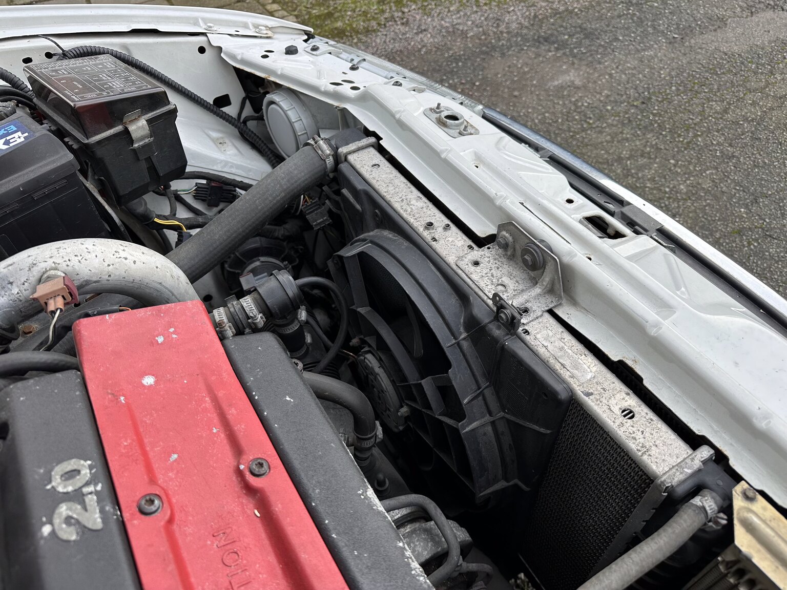 Image of 1996 SAAB 9000 mechanics