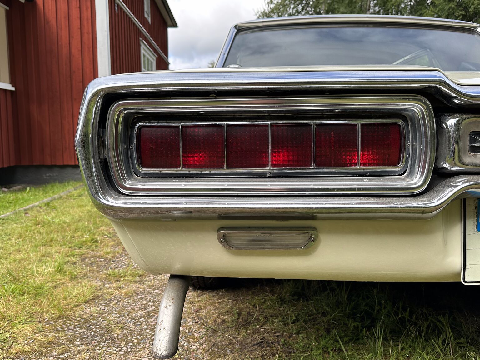 Exteriörbild på 1965 Ford Thunderbird Hardtop 6.4 (52)