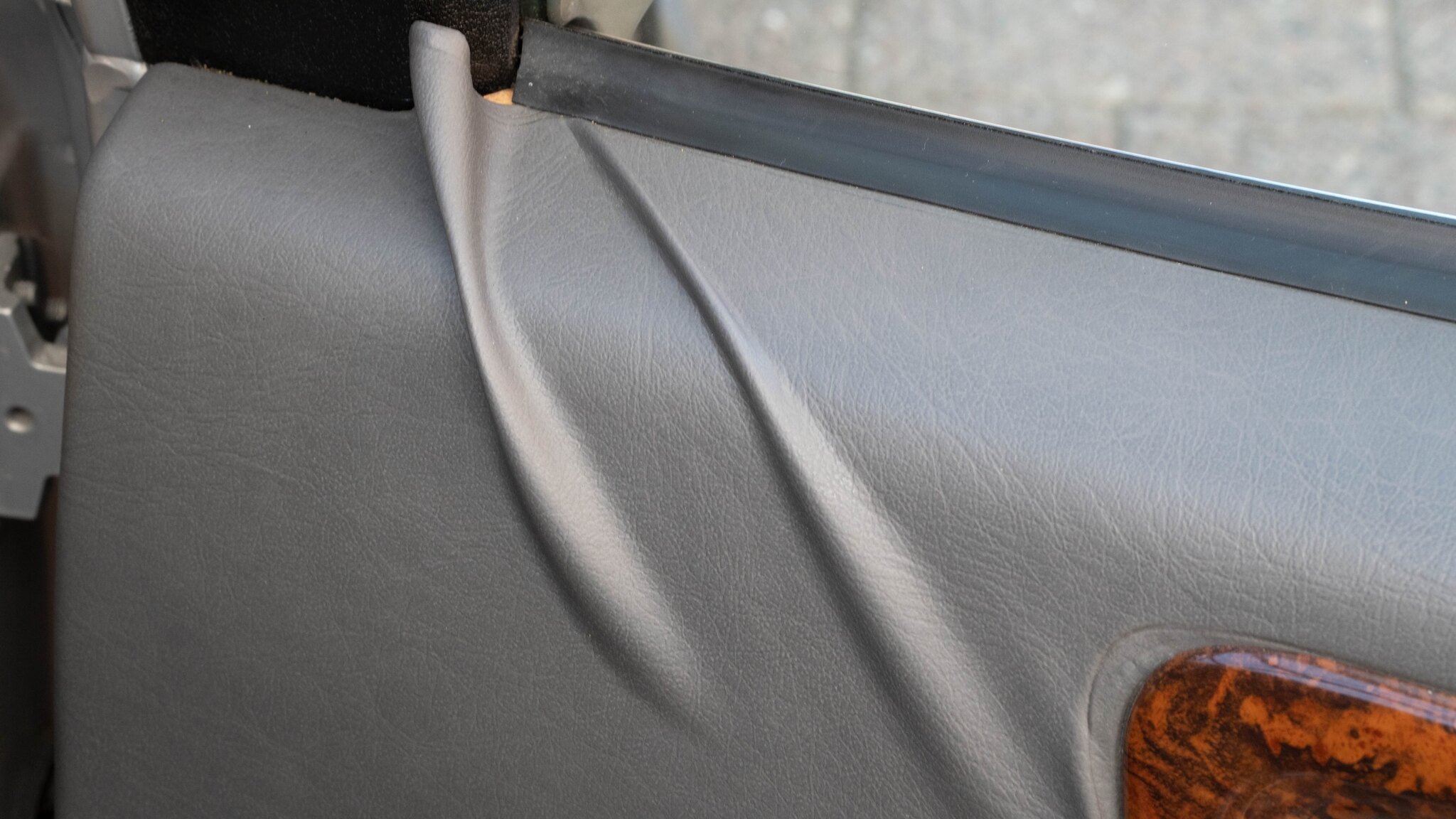 Interior image of 1996 VOLVO 960 Executive