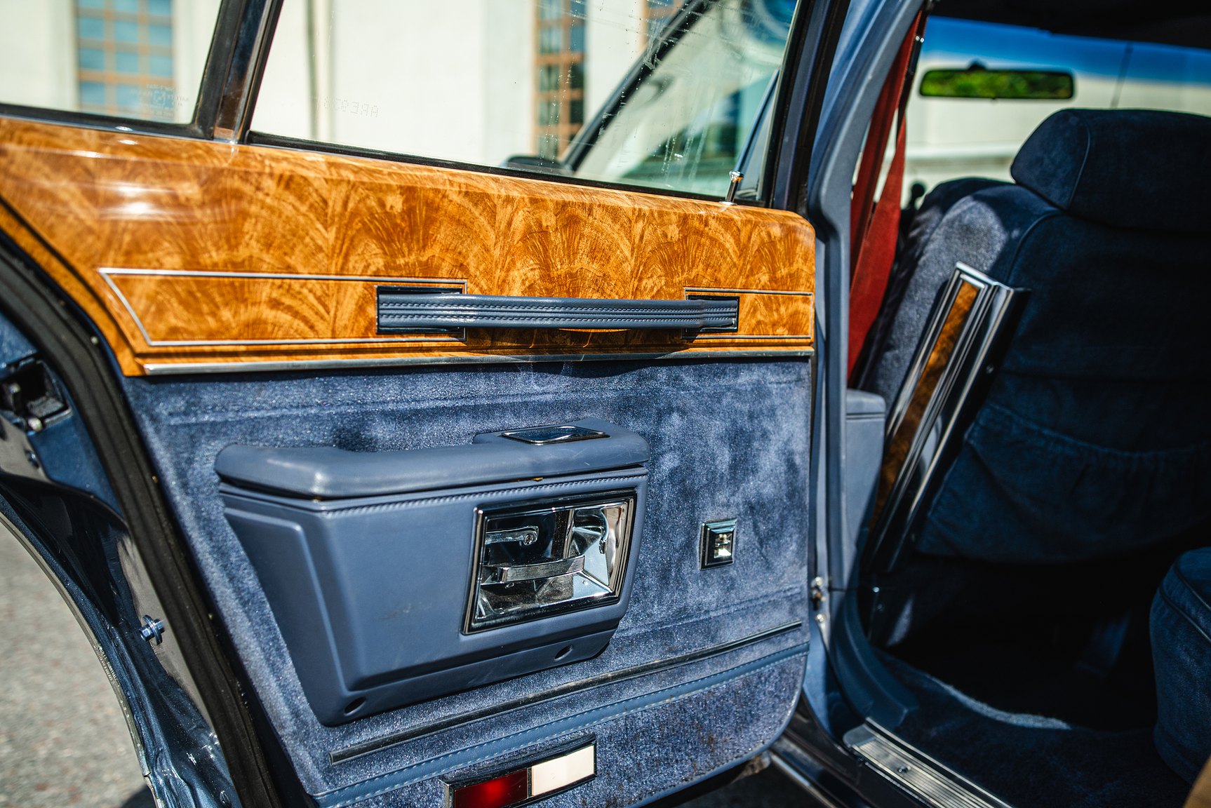 Interior image of 1983 Buick Electra Estate Wagon 5.0