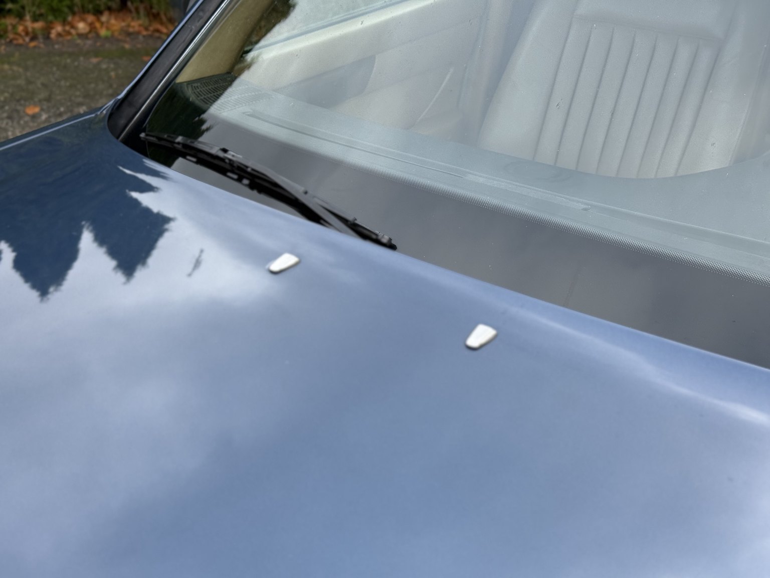 Exteriörbild på 1987 Mercedes-Benz 300 SE