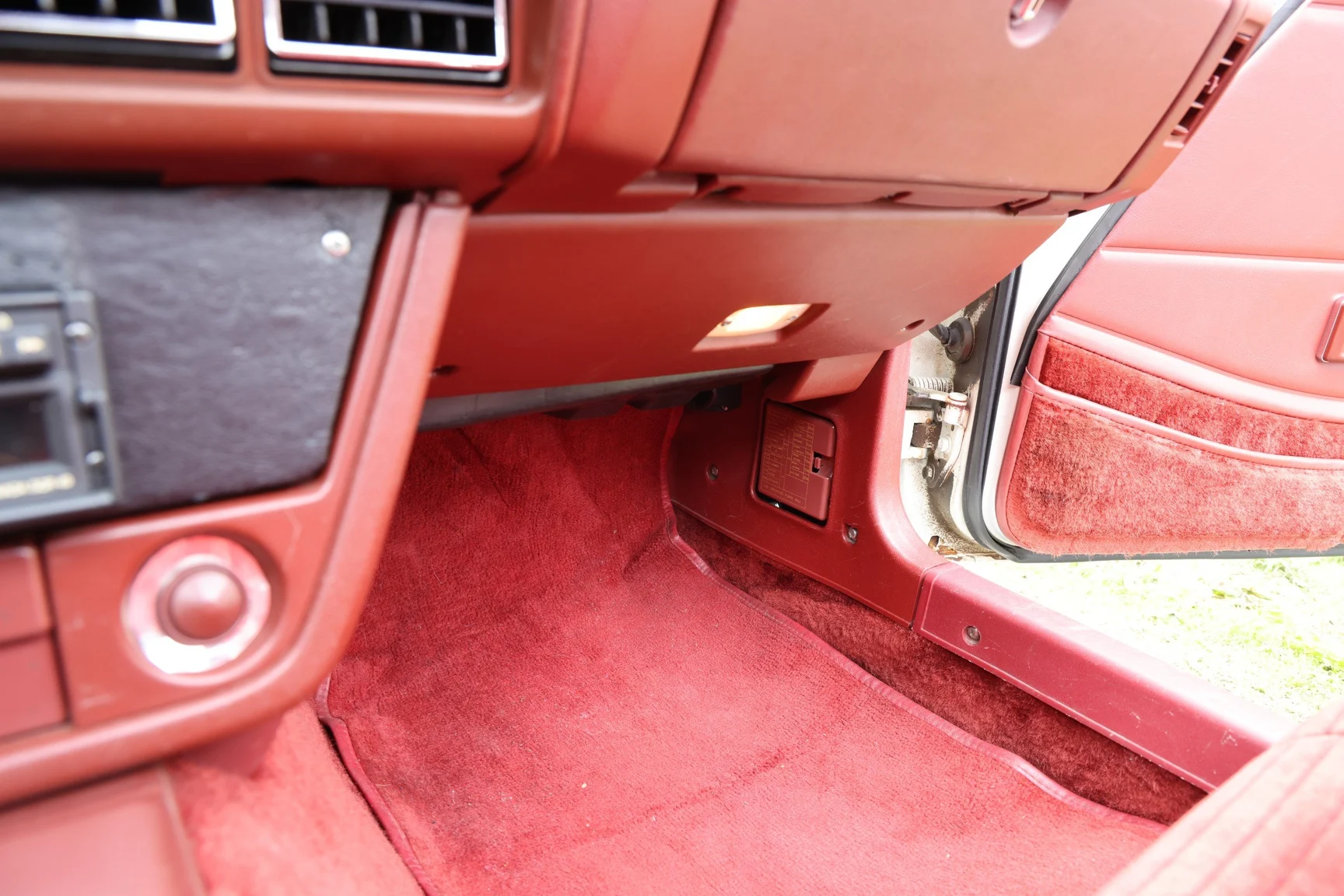 Interior image of 1983 Datsun 280ZX (52)