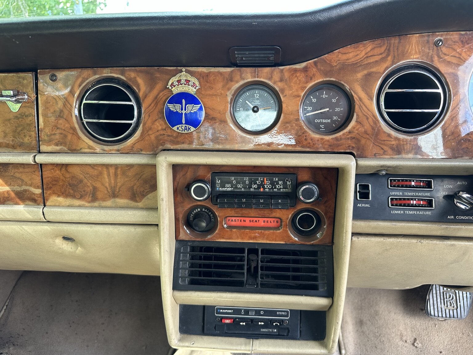 Interior image of 1979 Rolls Royce Silver Shadow