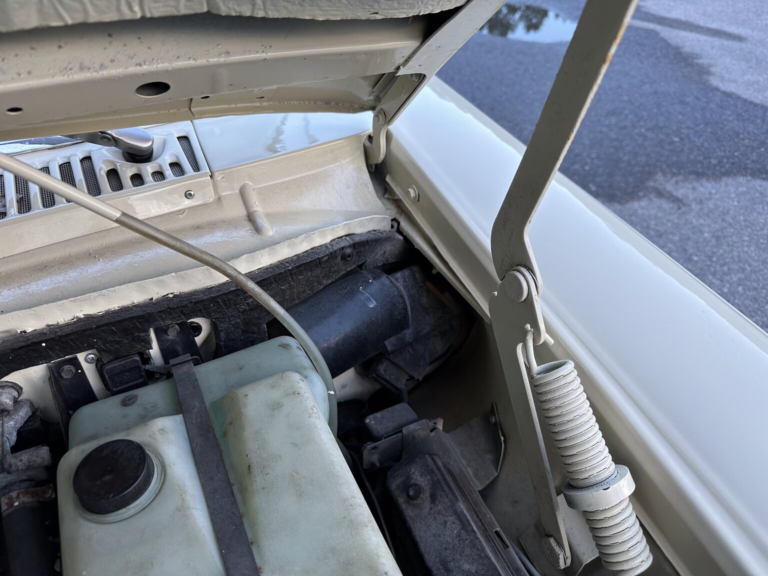 Image of 1974 Mercedes Benz 230.6 mechanics