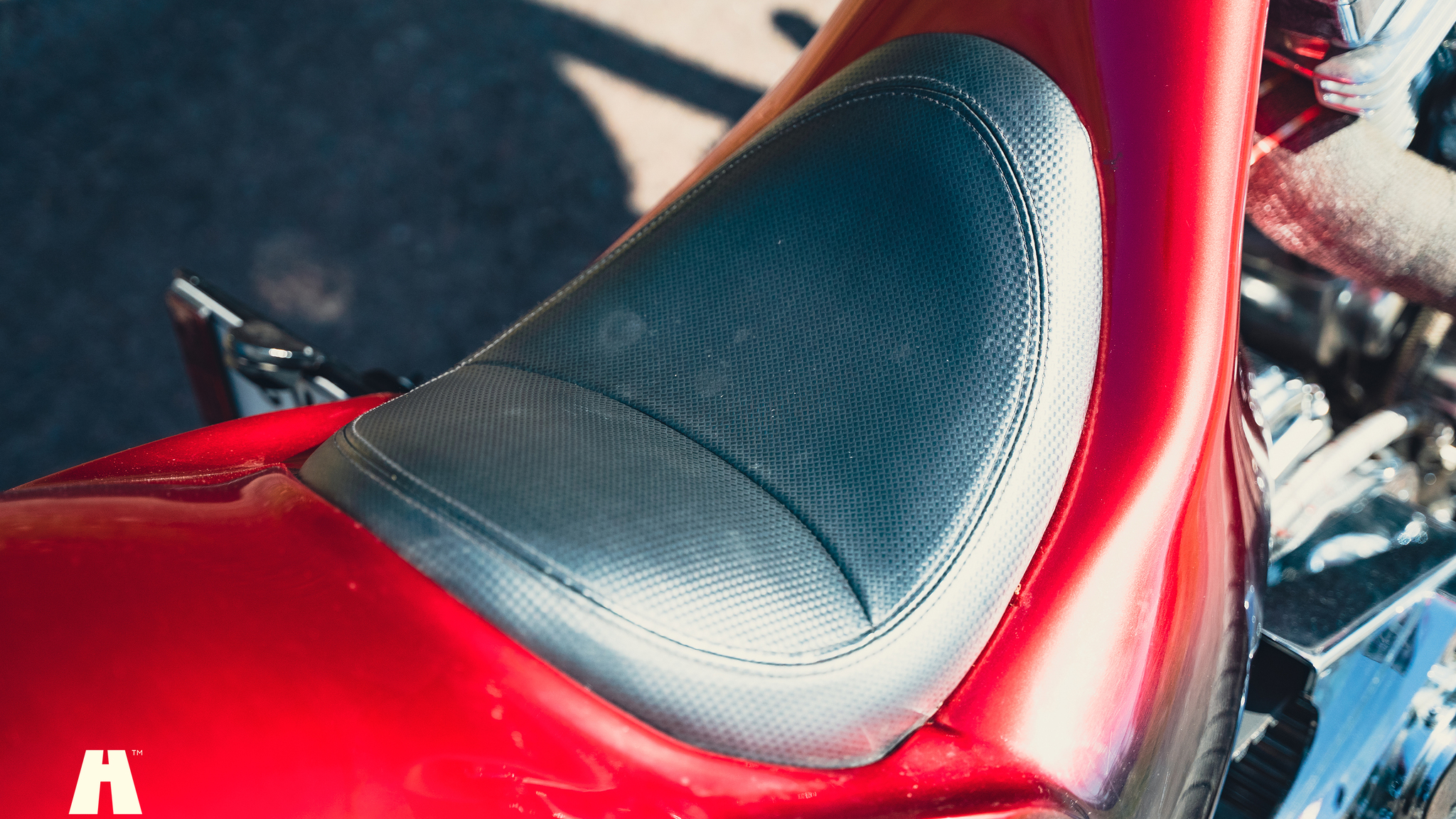 Exterior image of 2012 Harley Davidson Carbonite (40)