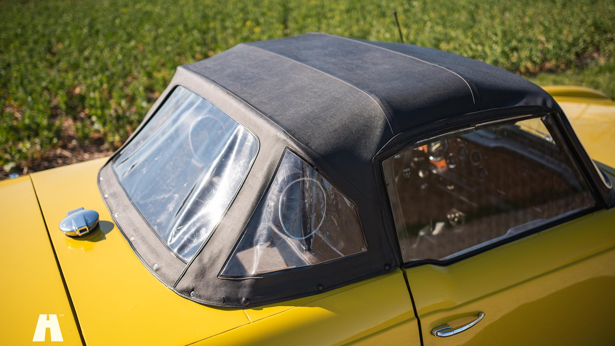 Exterior image of 1974 Triumph TR6 (119)