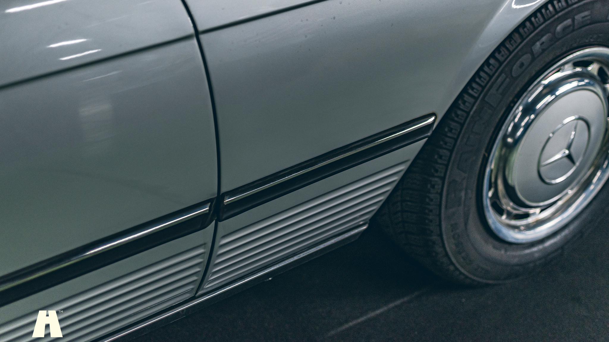 Exteriörbild på 1974 Mercedes SLC450 Project