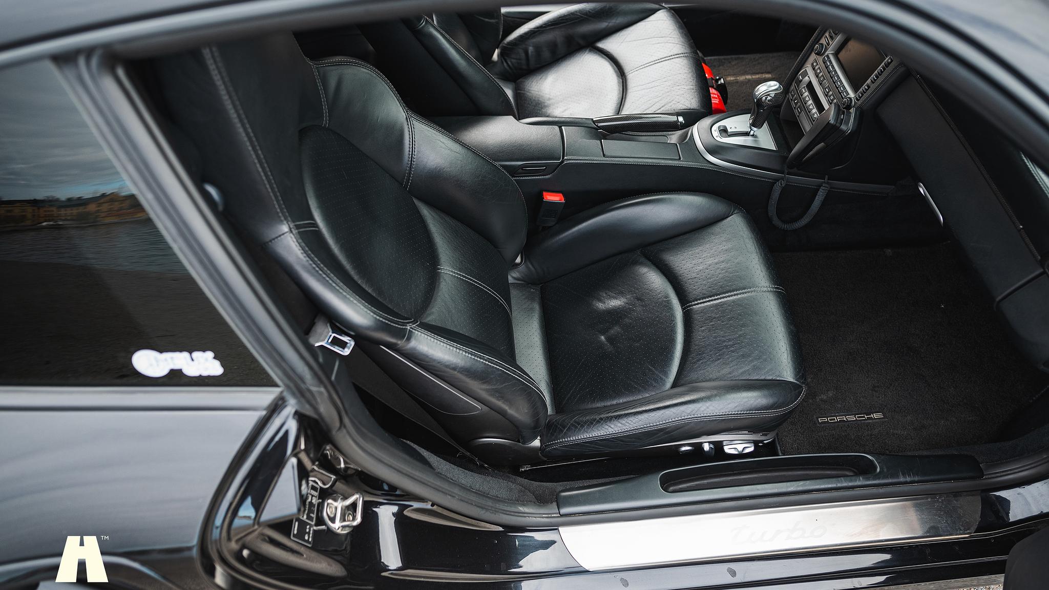 Interiörbild 2007 Porsche 997 Turbo