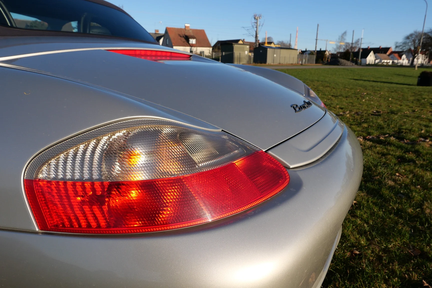 Exterior image of 2003 Porsche Boxster (13)