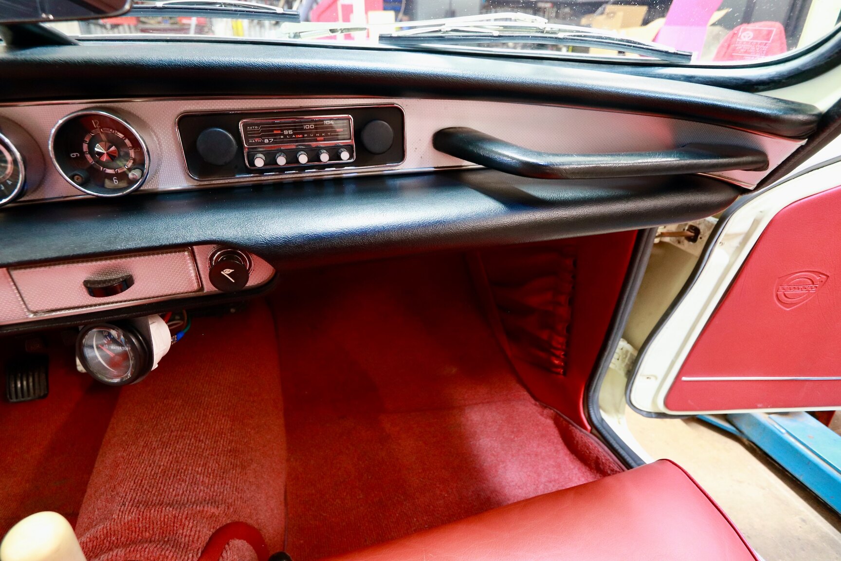 Innenraumfoto von 1964 Volvo P 1800S