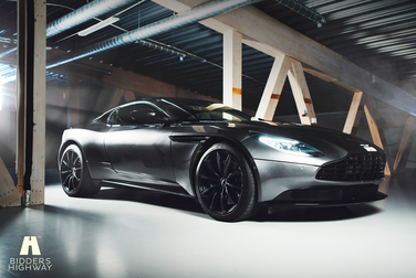 Exteriörbild på 2019 Aston Martin DB11 AMR