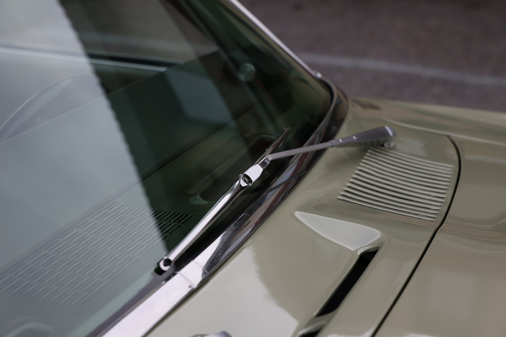 Exterior image of 1968 Pontiac Firebird 400 Ram Air
