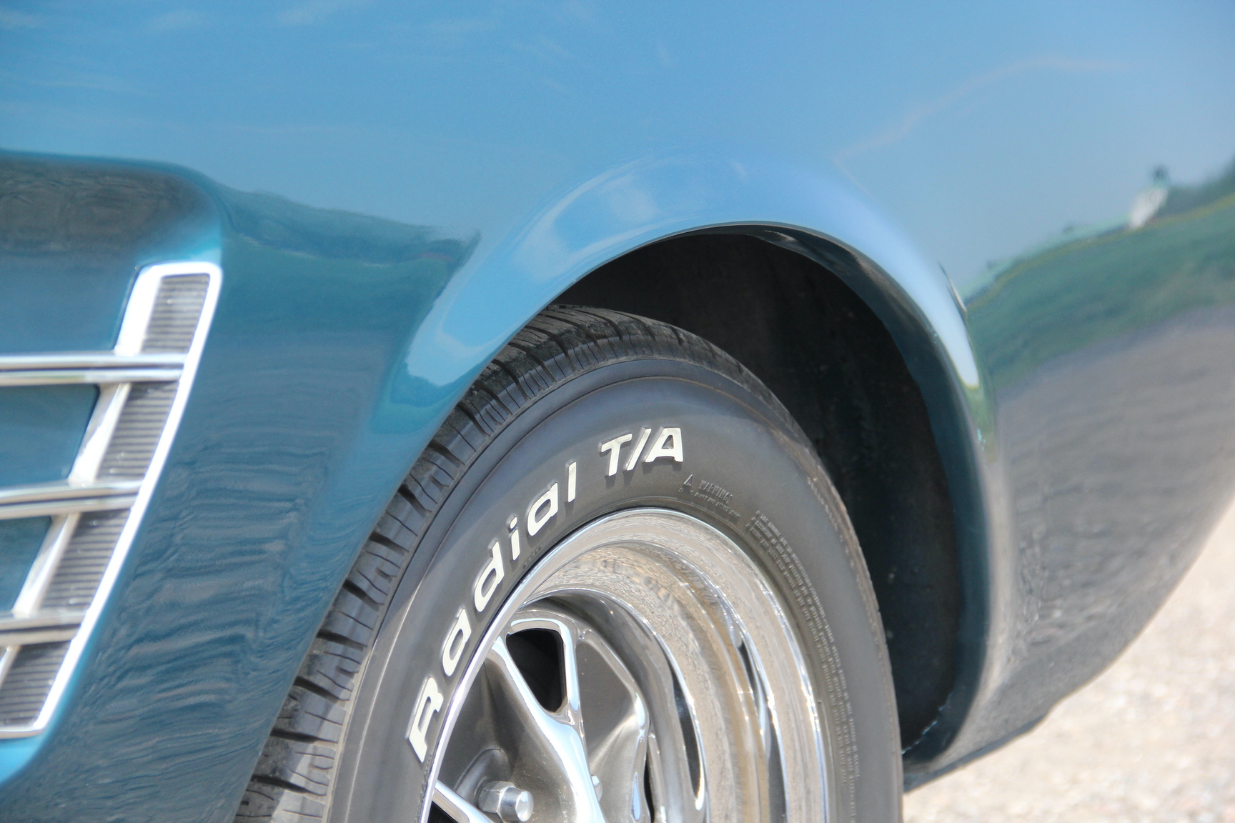 Exterior image of 1966 Ford Mustang 289 Cabriolet (51)