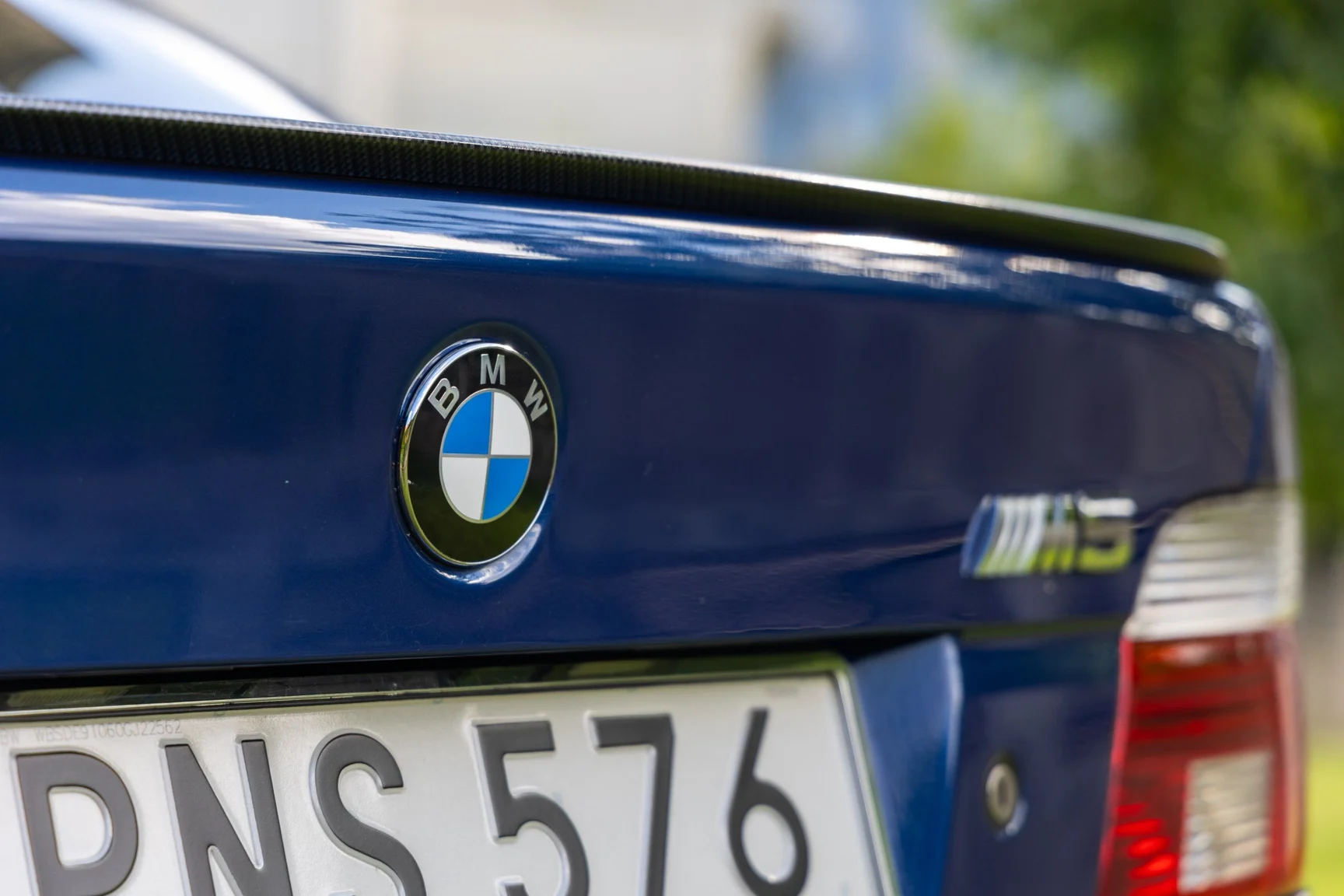 Exterior image of 2002 BMW M5 E39 (33)