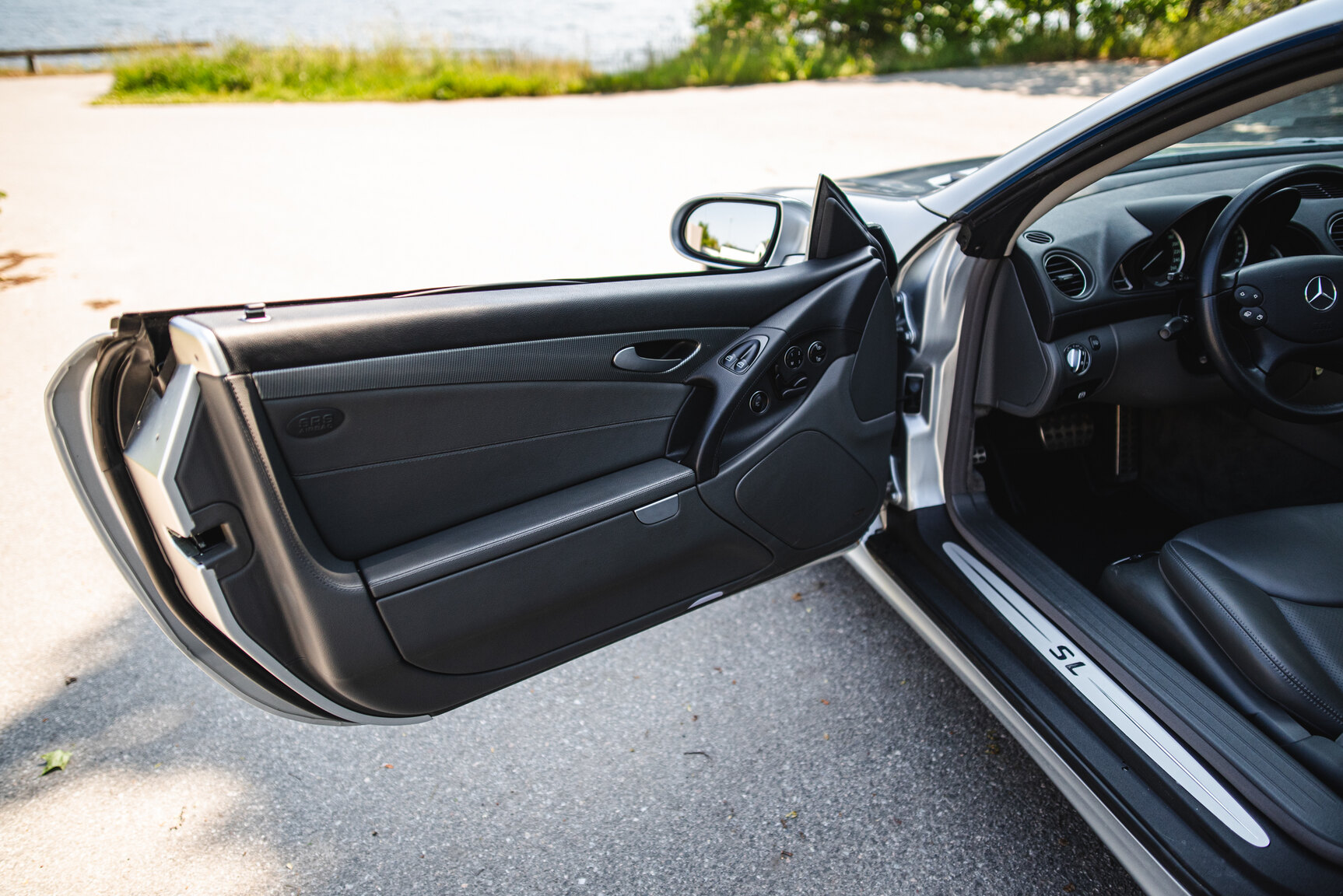 Interiörbild 2006 Mercedes-Benz SL 350