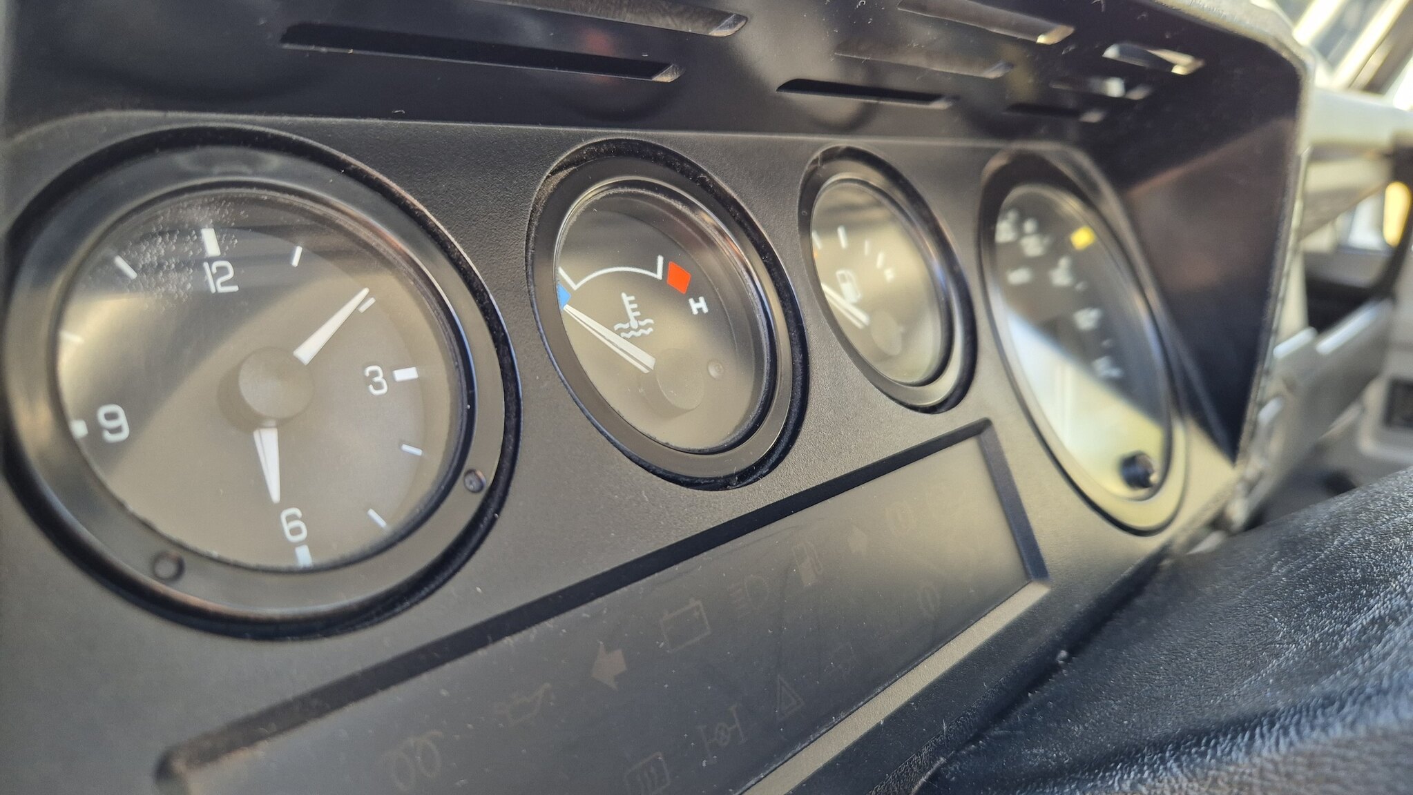 Interior image of 1999 Land Rover Defender Single Cab Pickup