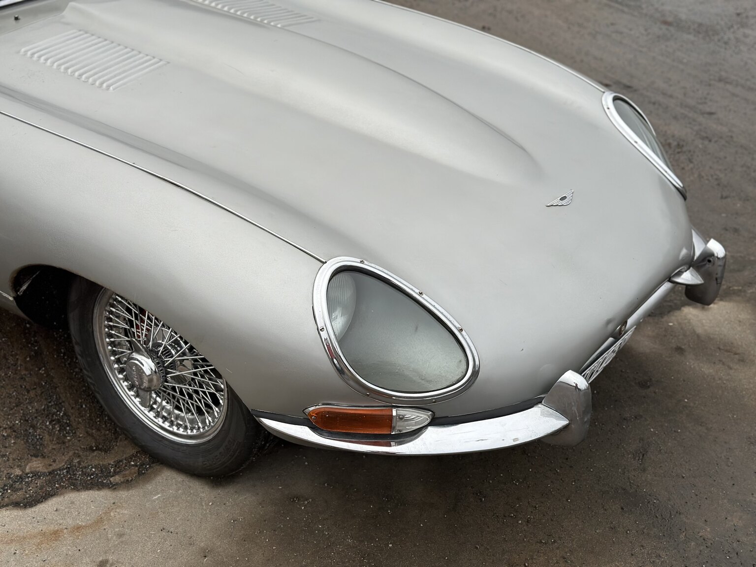 Exterior image of 1962 Jaguar E-Type 3.8 Series I
