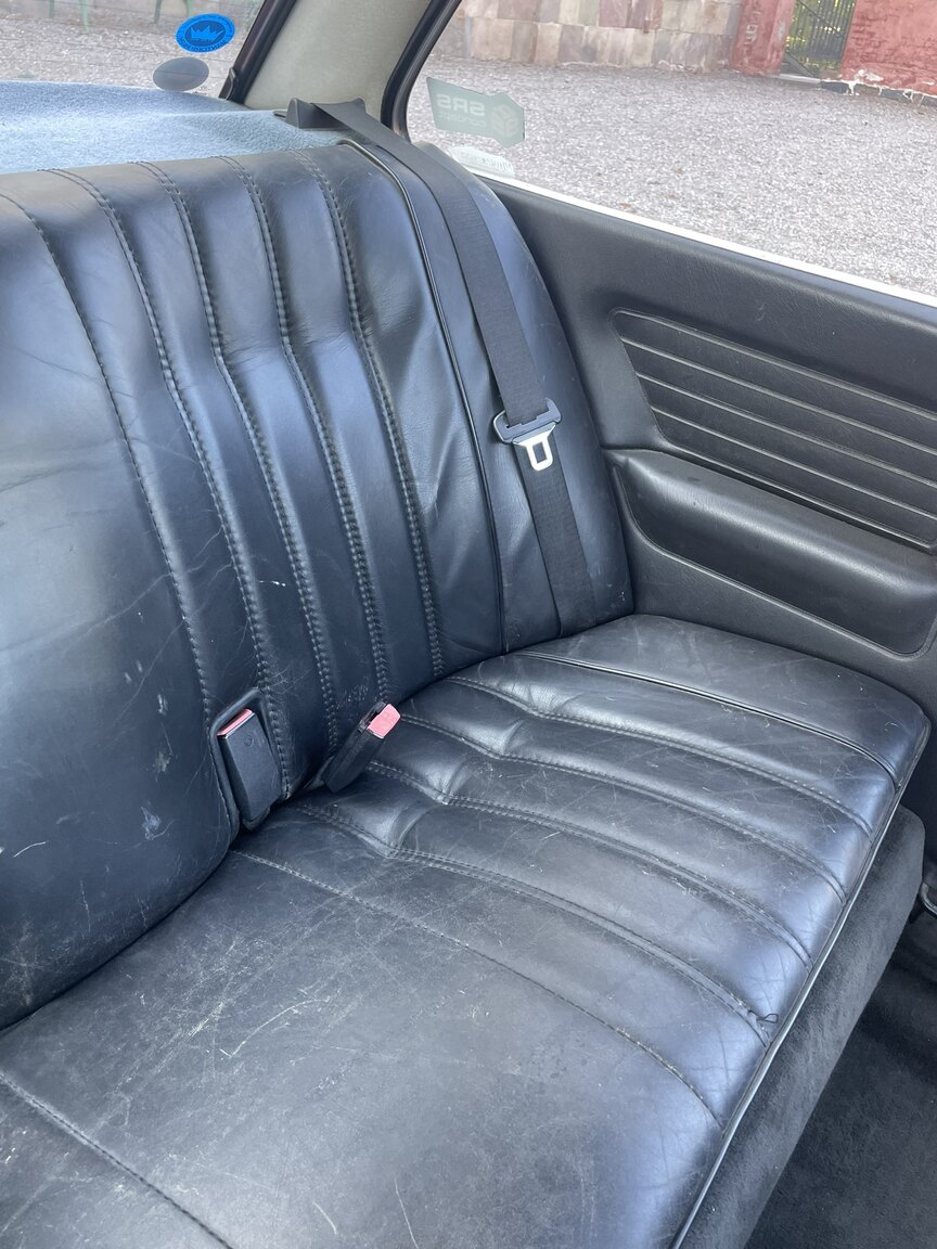 Innenraumfoto von 1987 BMW 320i
