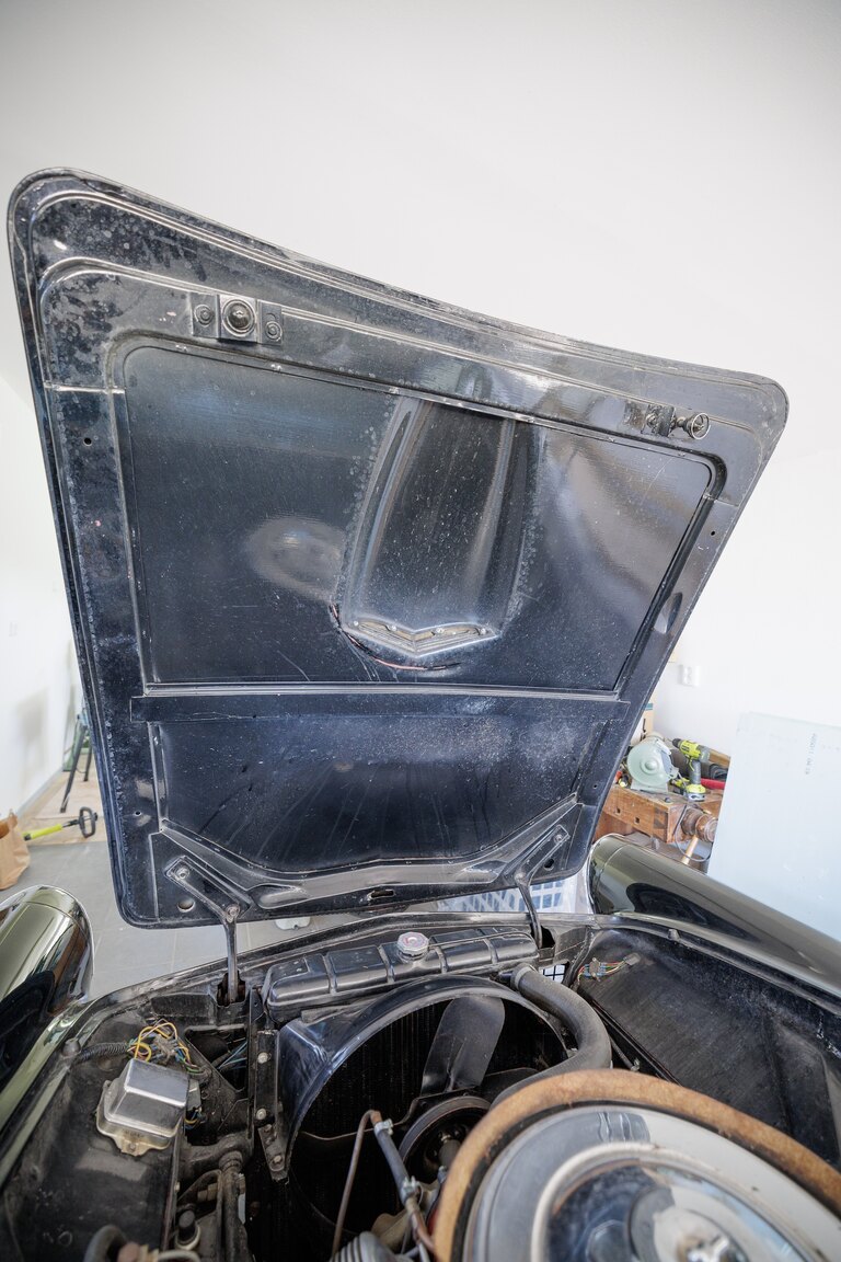 Image of 1956 Ford Thunderbird mechanics