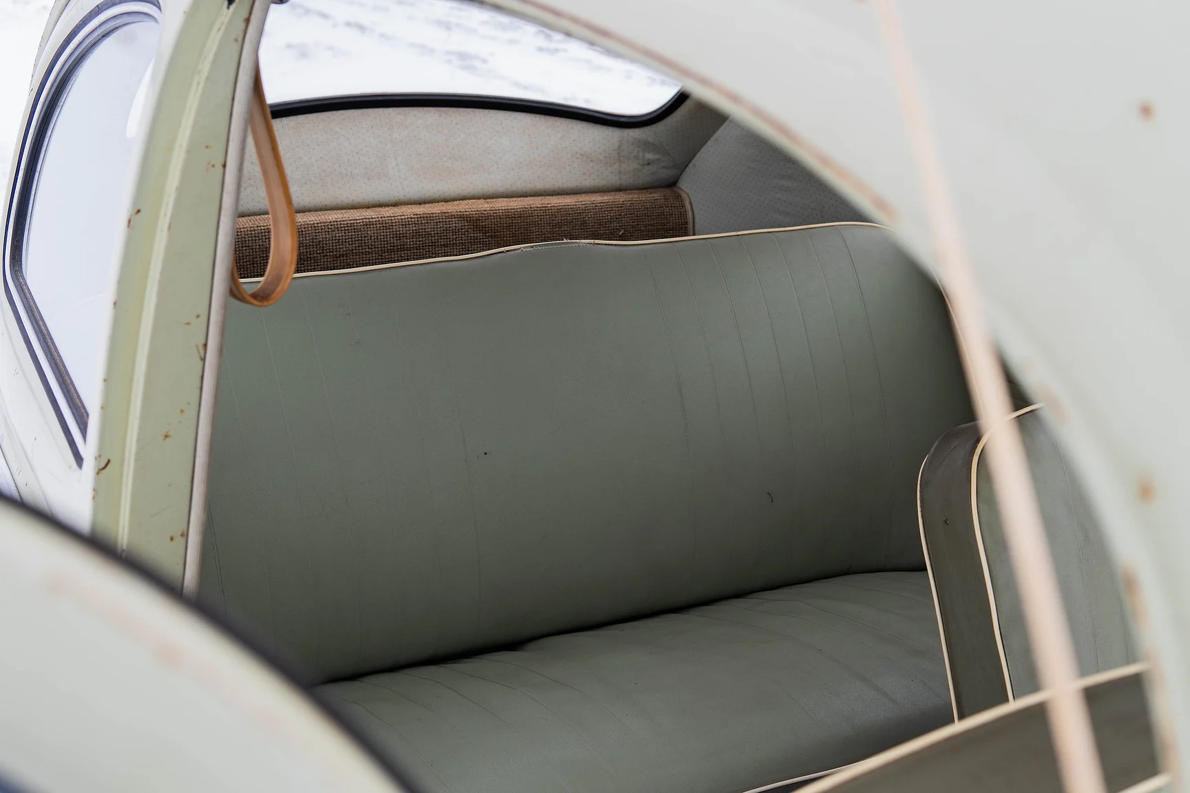 Interior image of 1959 Volkswagen 1200 (36)