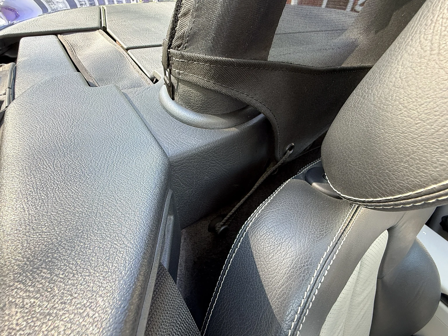 Innenraumfoto von 1997 Mercedes-Benz 230 SLK (51)