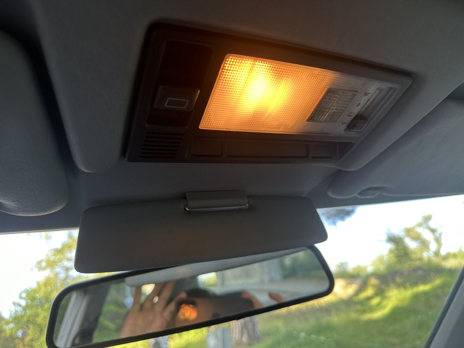 Interior image of 1989 Mercedes-Benz 230E