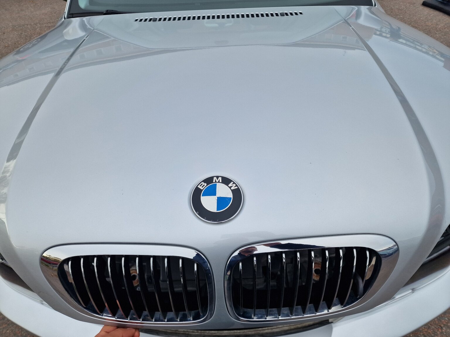 Exteriörbild på 2002 BMW 320Ci