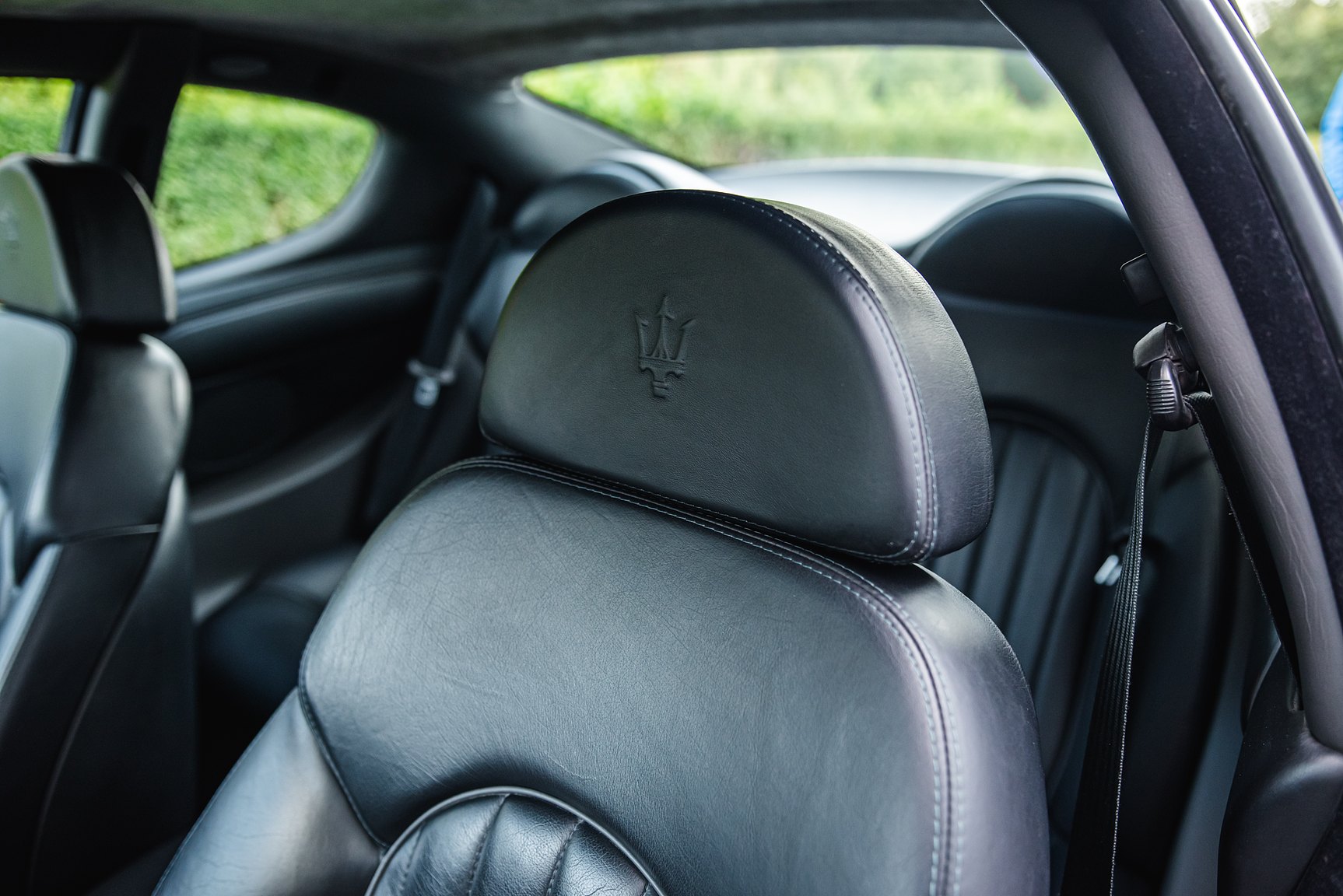 Interior image of 2000 Maserati 3200 GT
