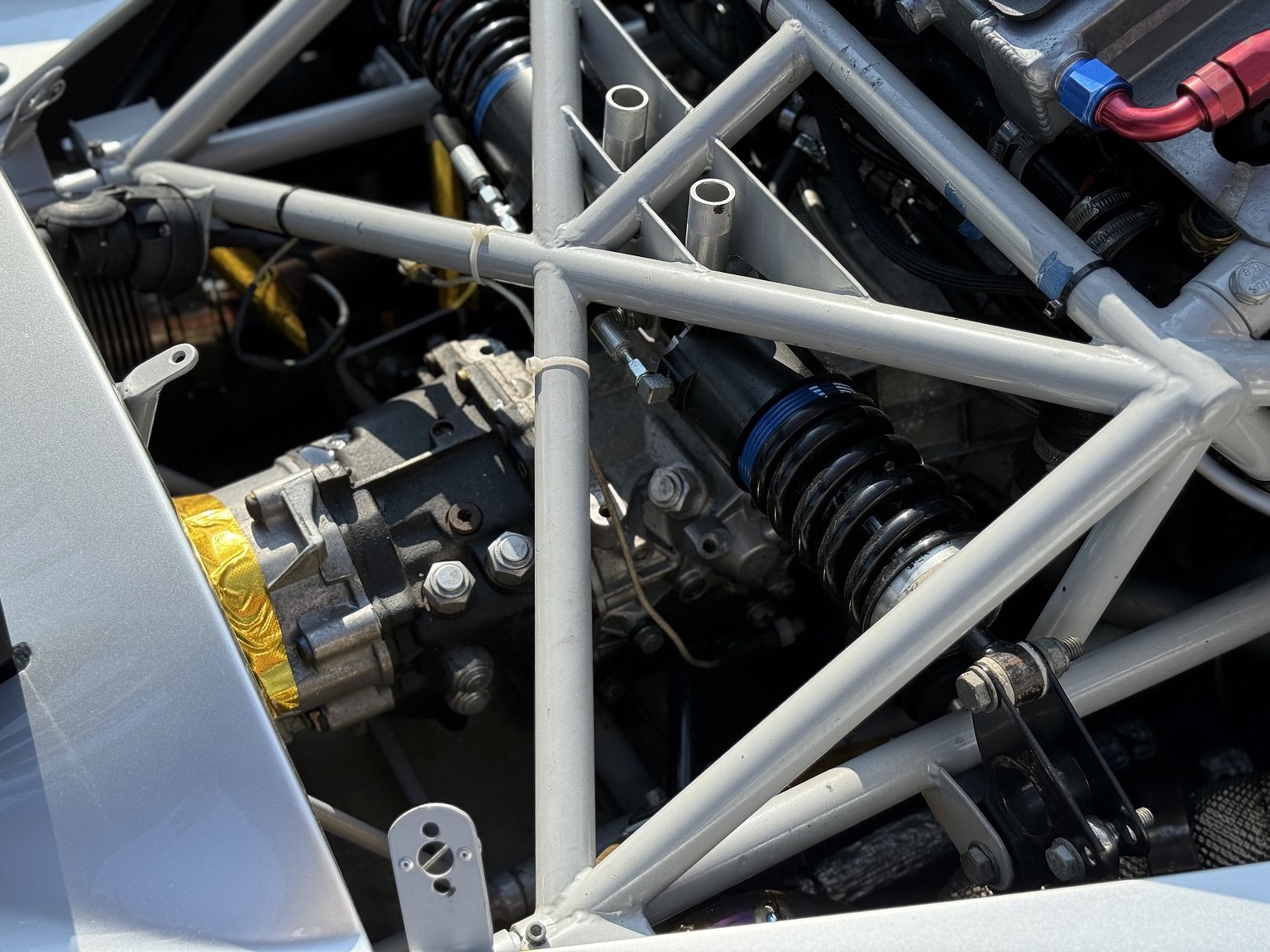 Image of 2016 Bentley EXP Speed 8 (Replica) mechanics