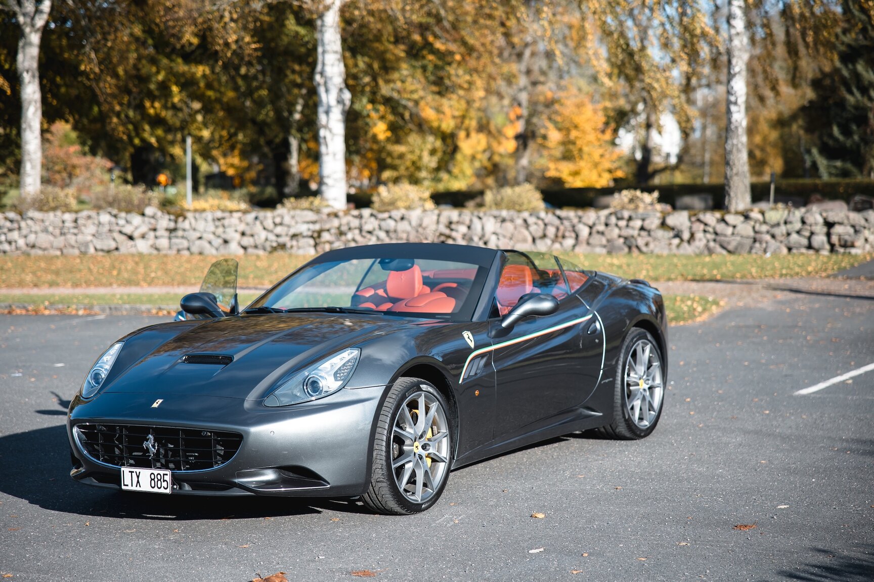 Exterior image of 2011 Ferrari California 