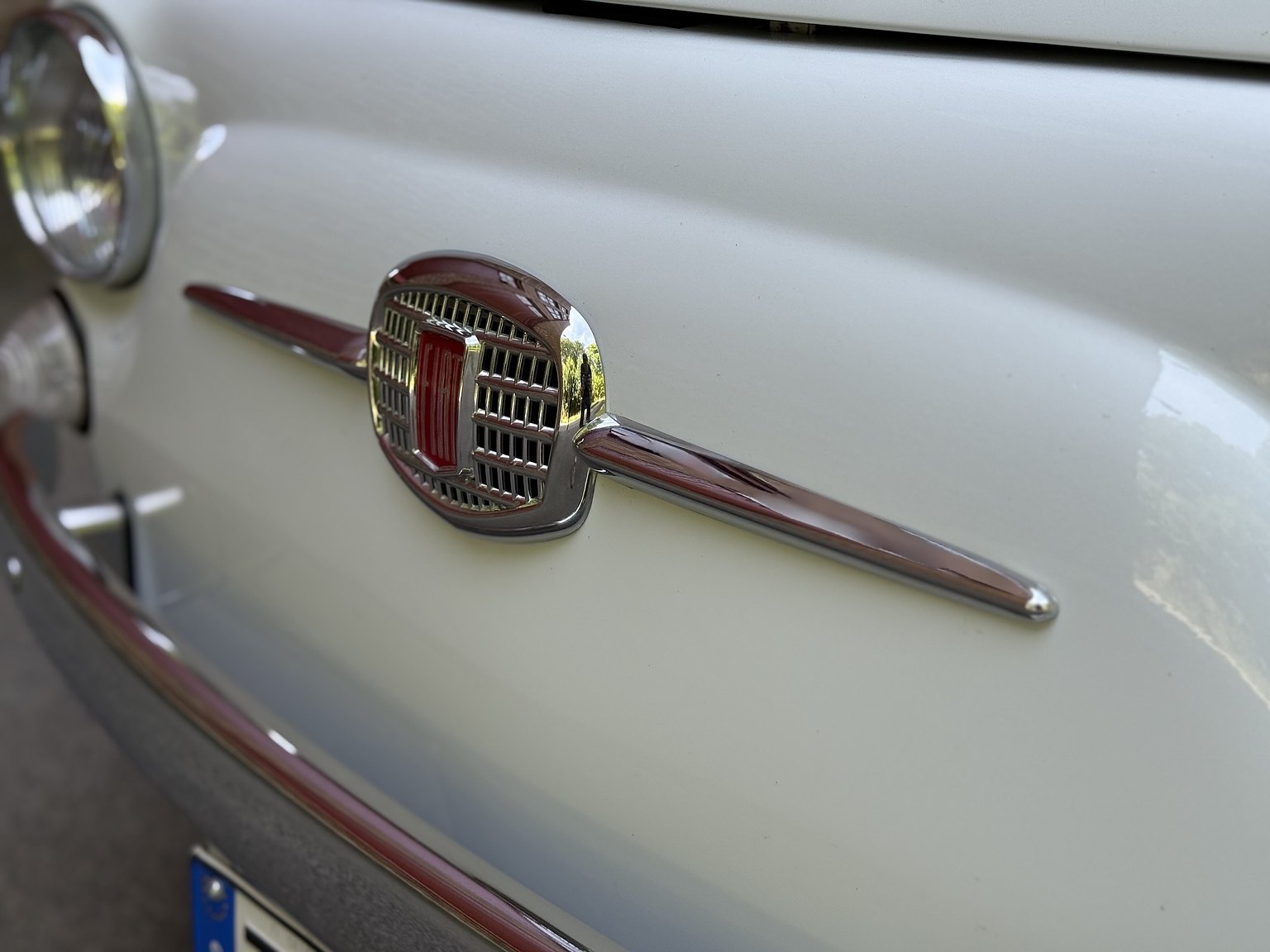 Exterior image of 1965 Fiat 500F