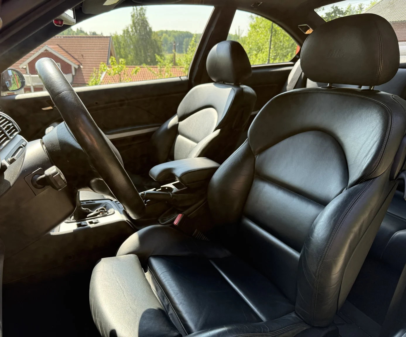 Innenraumfoto von 2004 BMW M3 Coupé (14)