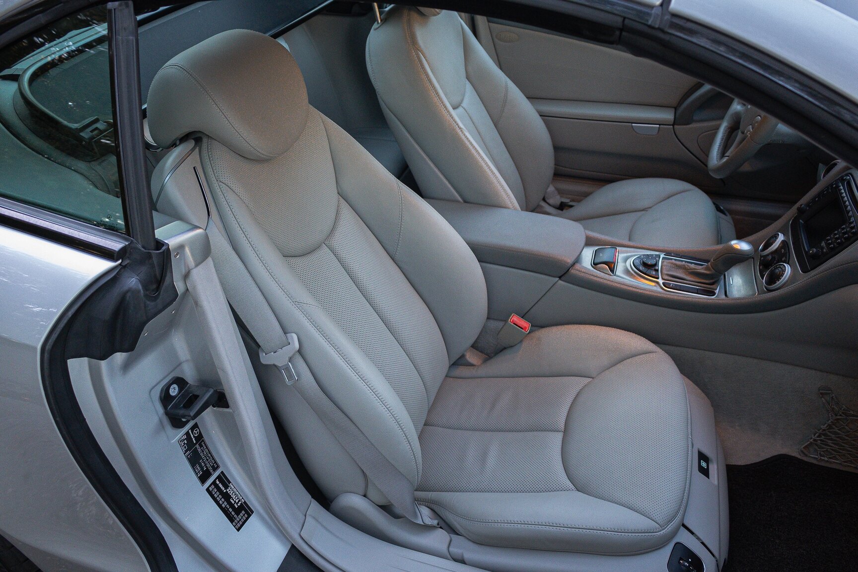 Interiörbild 2002 Mercedes-Benz SL 500
