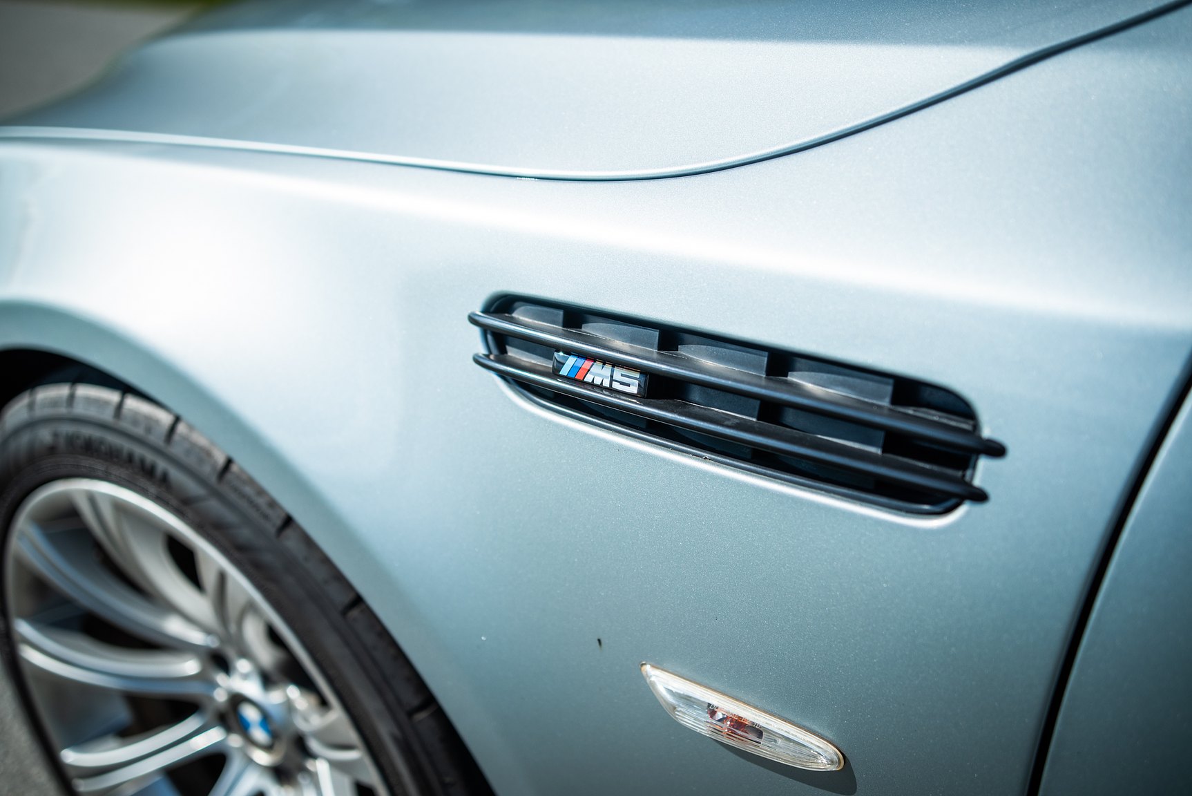 Exterior image of 2006 BMW E60 M5