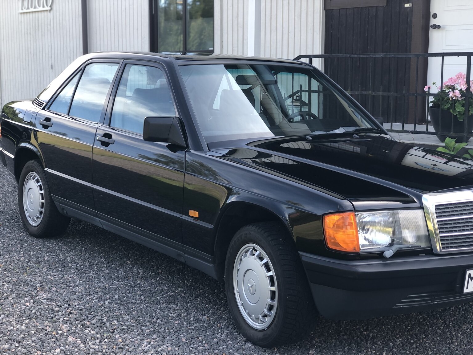Aussenfoto 1986 Mercedes-Benz 190E