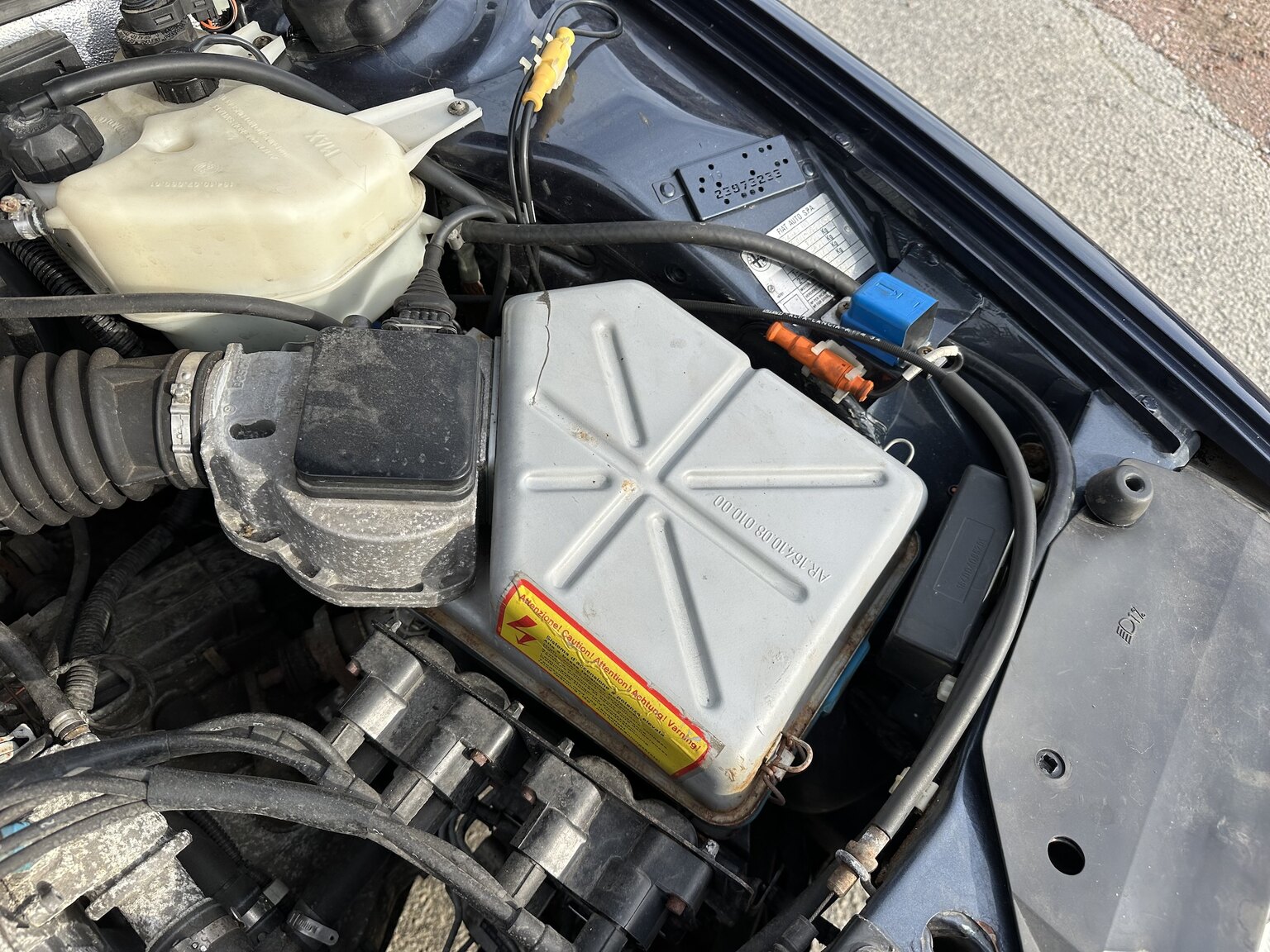 Image of 1994 Alfa Romeo 164 mechanics