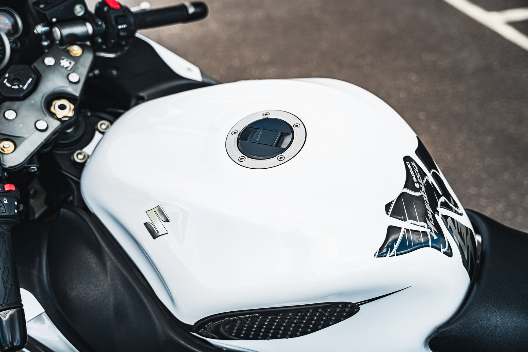 Exterior image of 2013 Suzuki GSX1300R Hayabusa