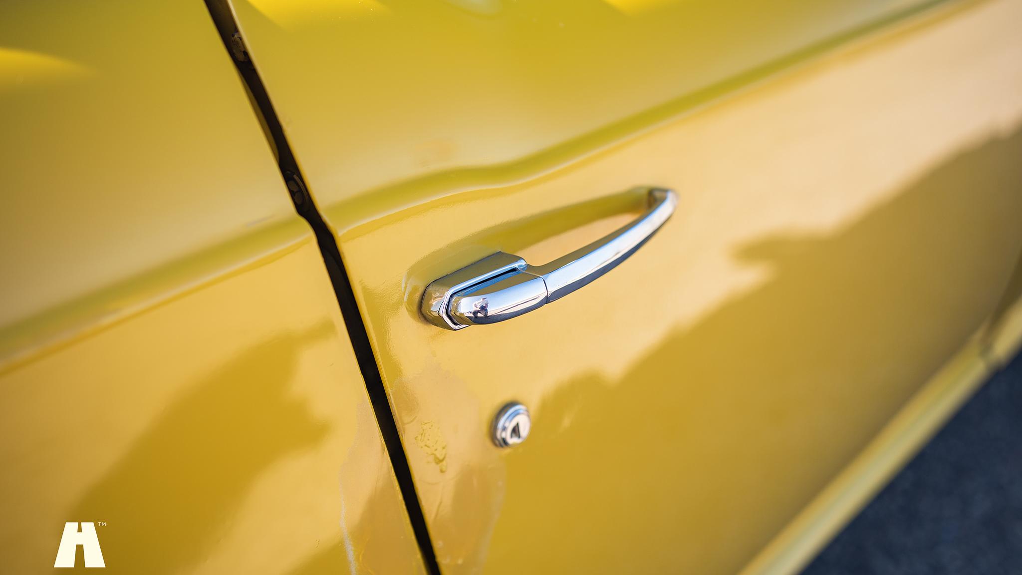 Exterior image of 1974 Triumph TR6 (45)