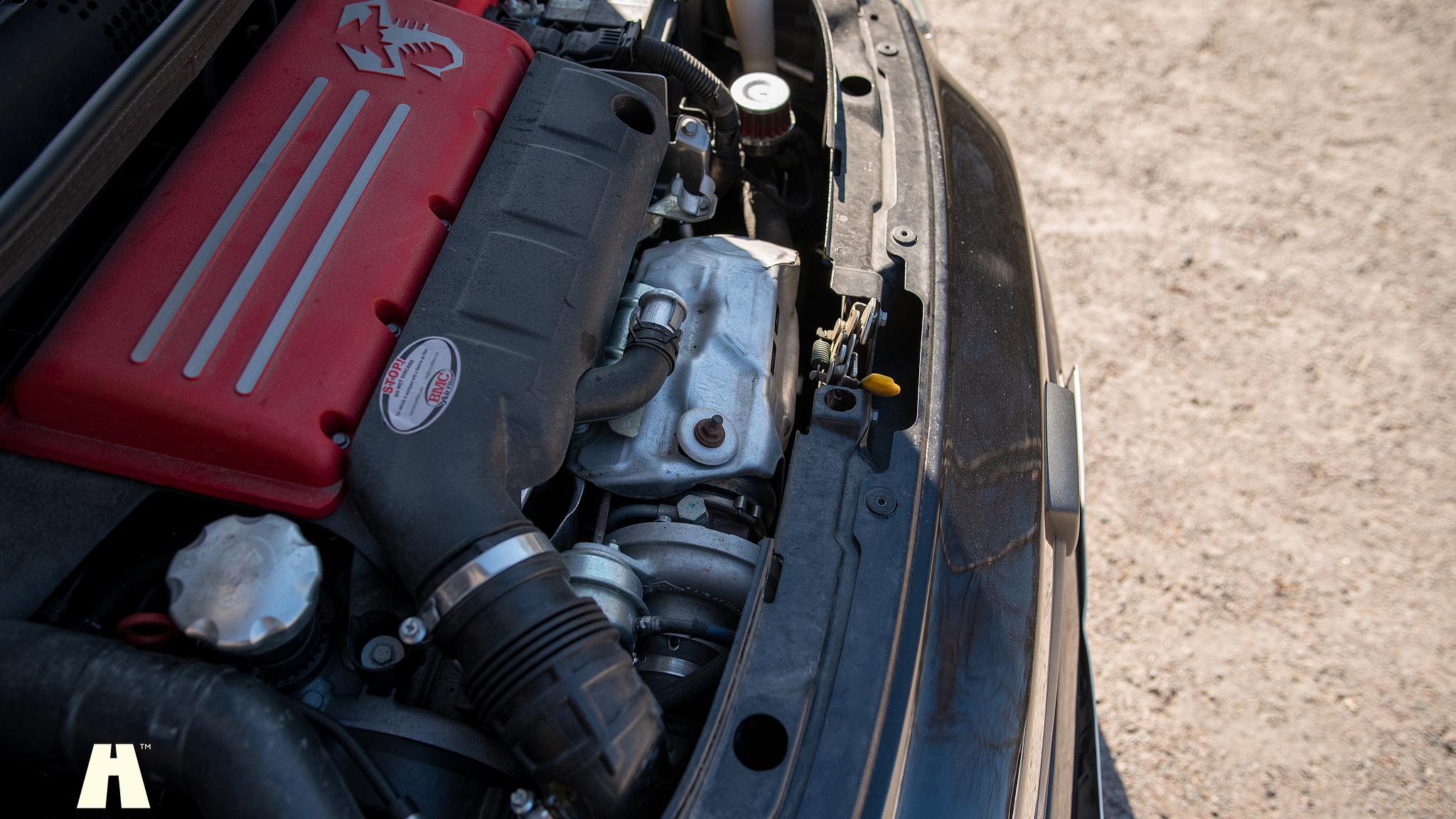 Image of 2016 Abarth 595 Competizione (16) mechanics