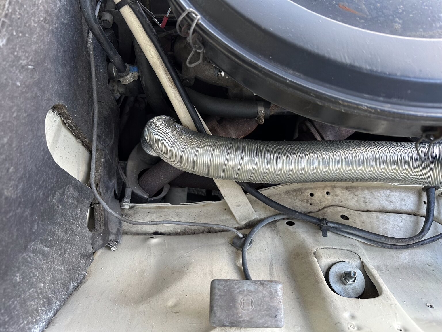 Image of 1974 Mercedes Benz 230.6 mechanics