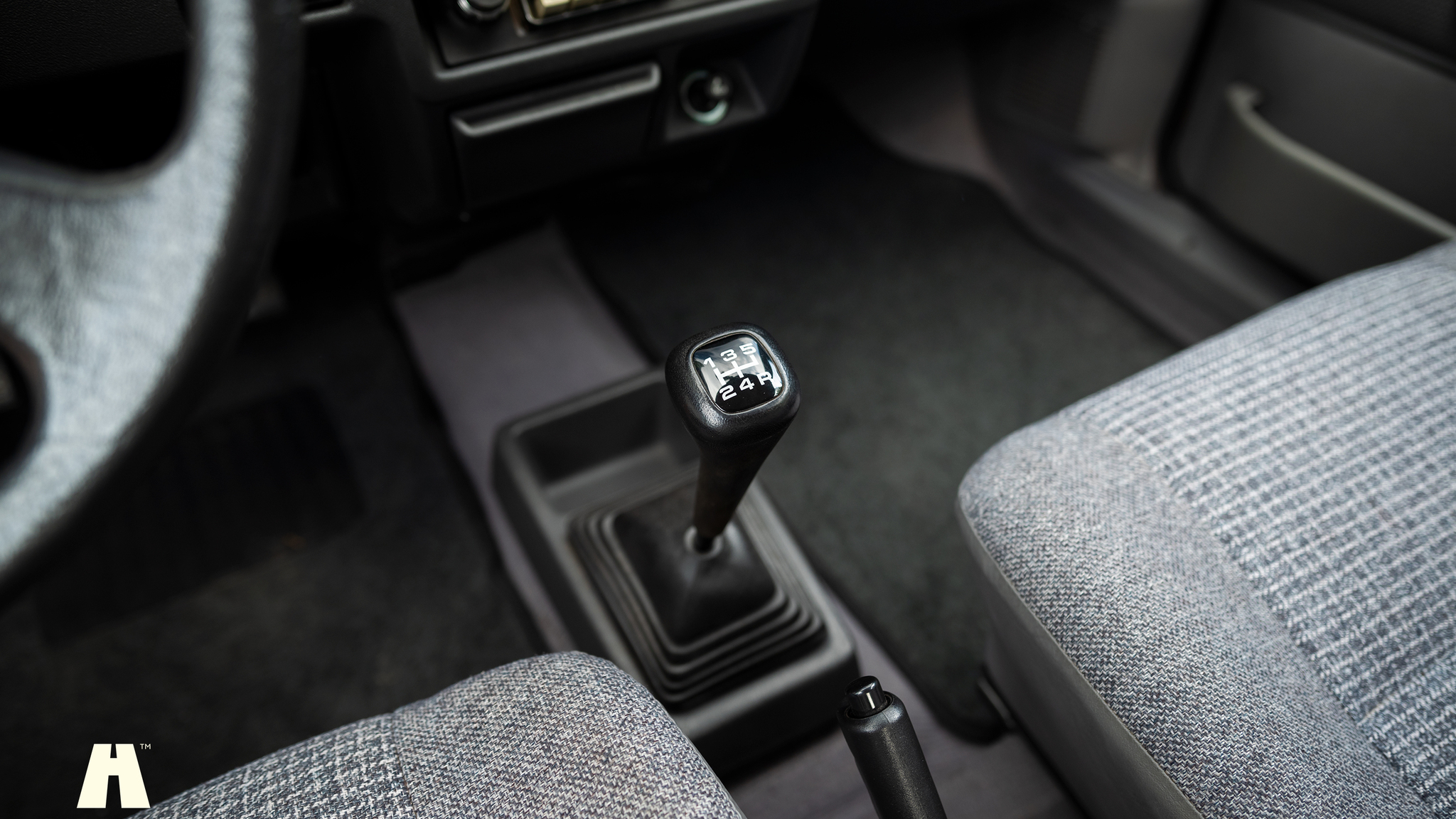 Interior image of 1986 Ford Escort 1.6 Hatchback 3-door  (26)