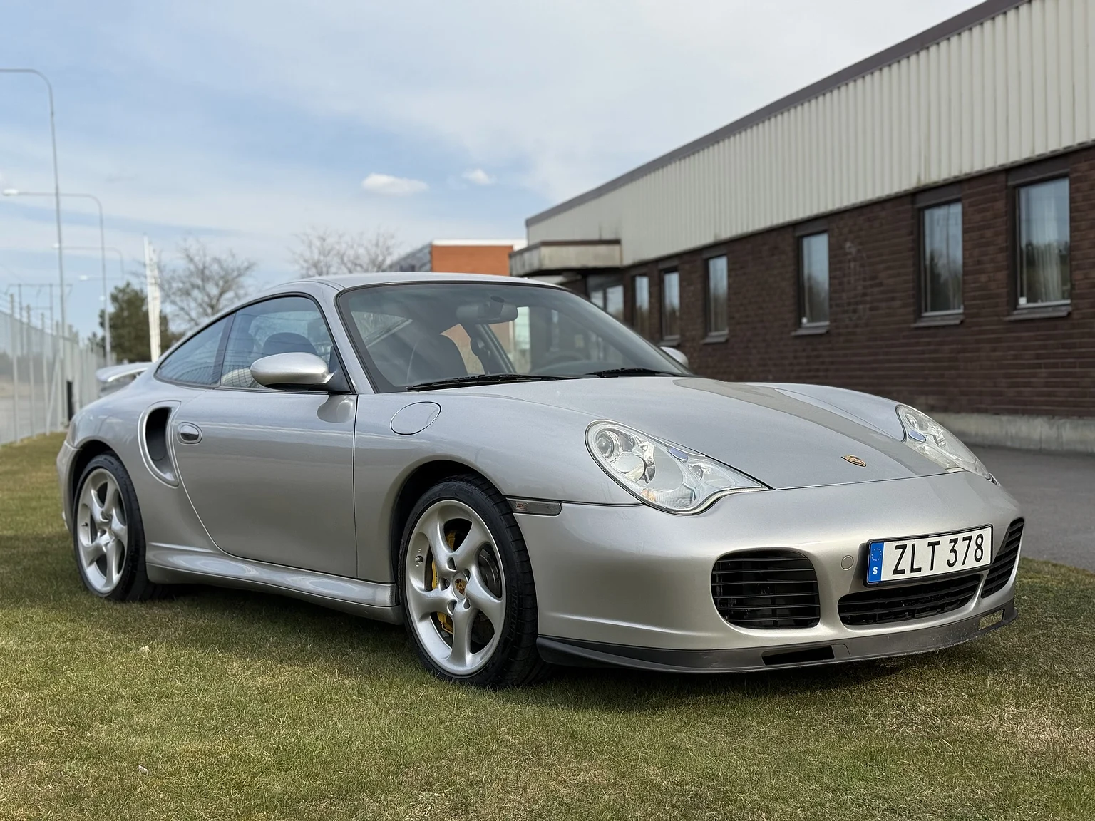 Aussenfoto 2005 Porsche 996 Turbo S (6)