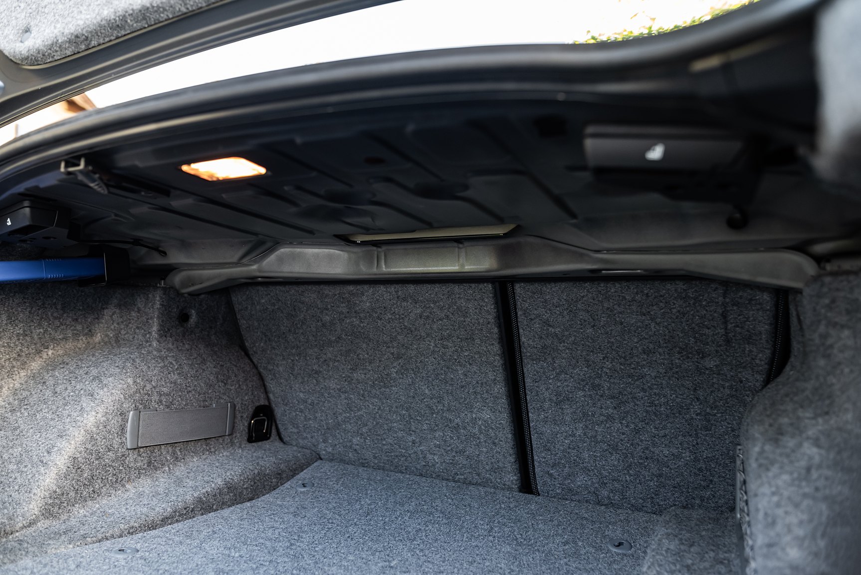 Interior image of 2009 BMW 325Xi