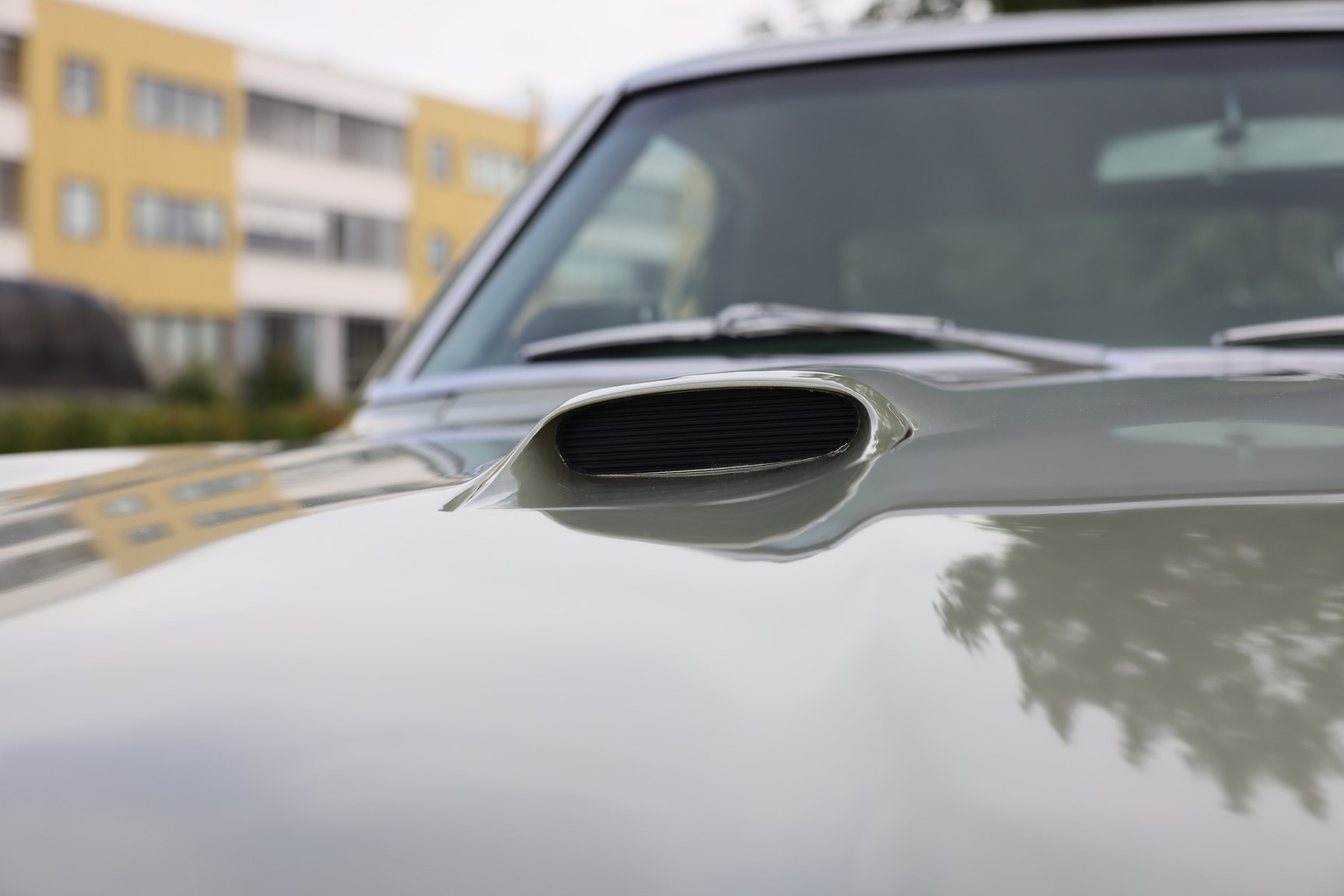 Exterior image of 1968 Pontiac Firebird 400 Ram Air