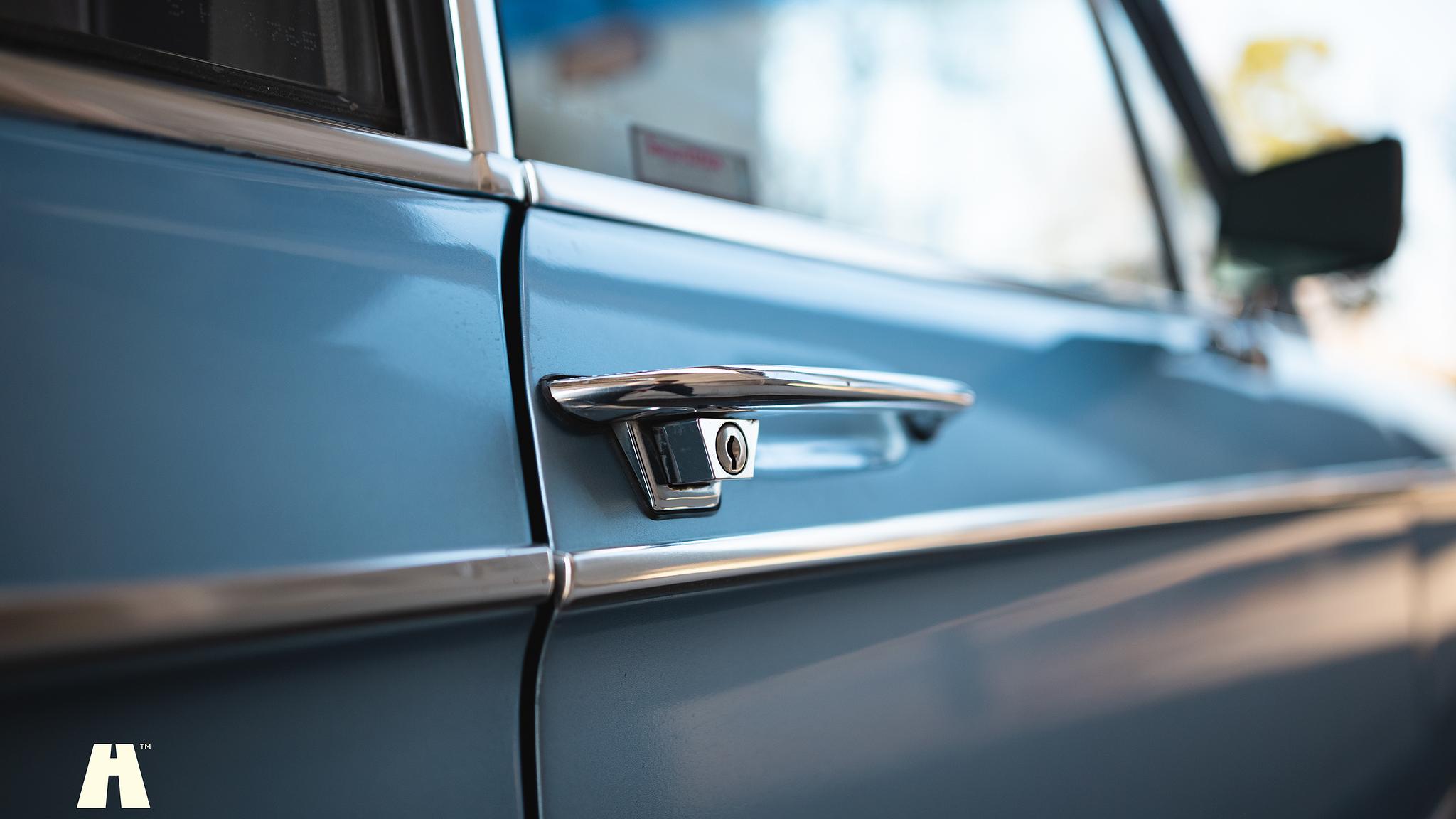 Exteriörbild på 1974 BMW 2002